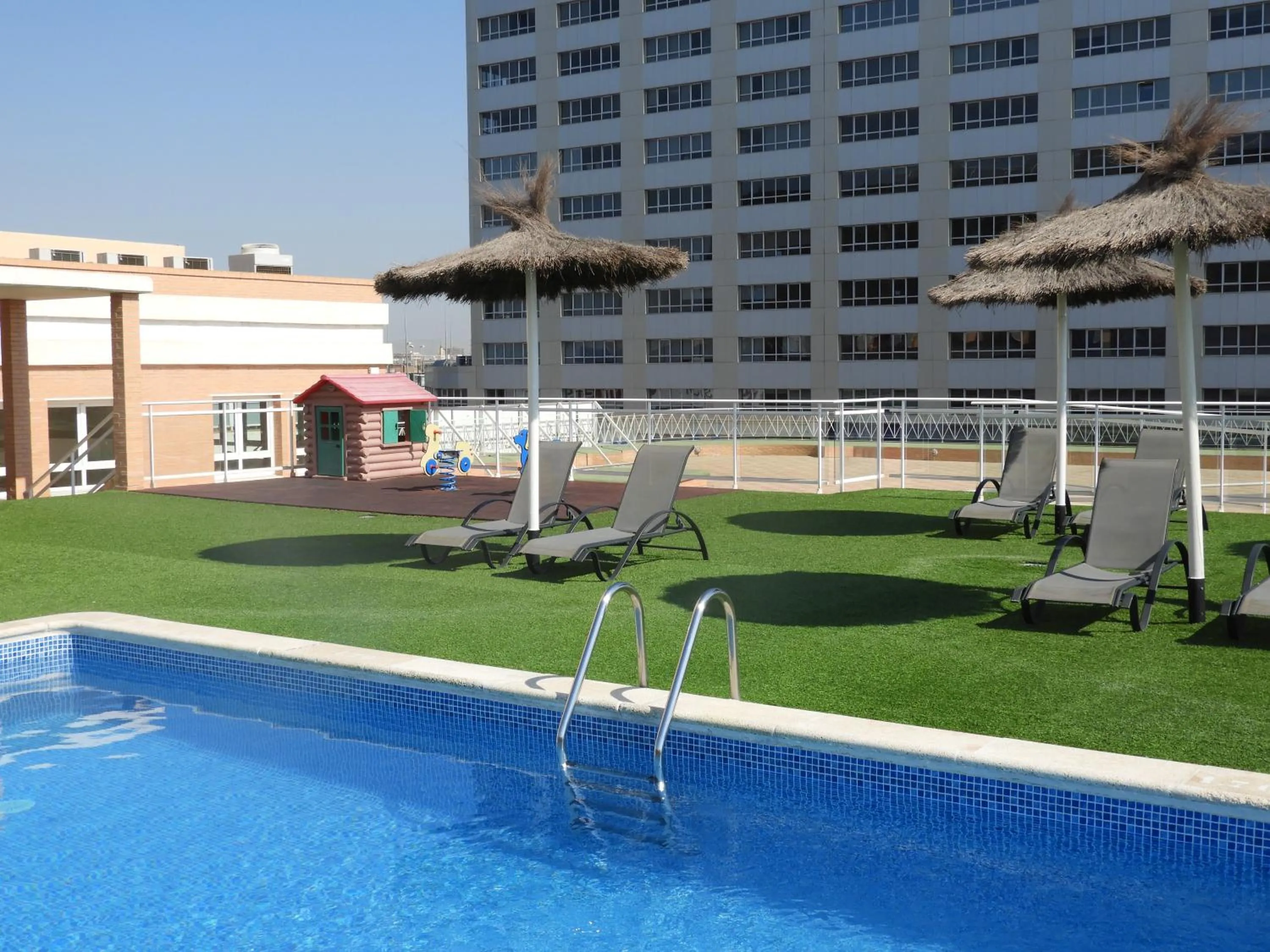Swimming pool in Aparthotel Albufera