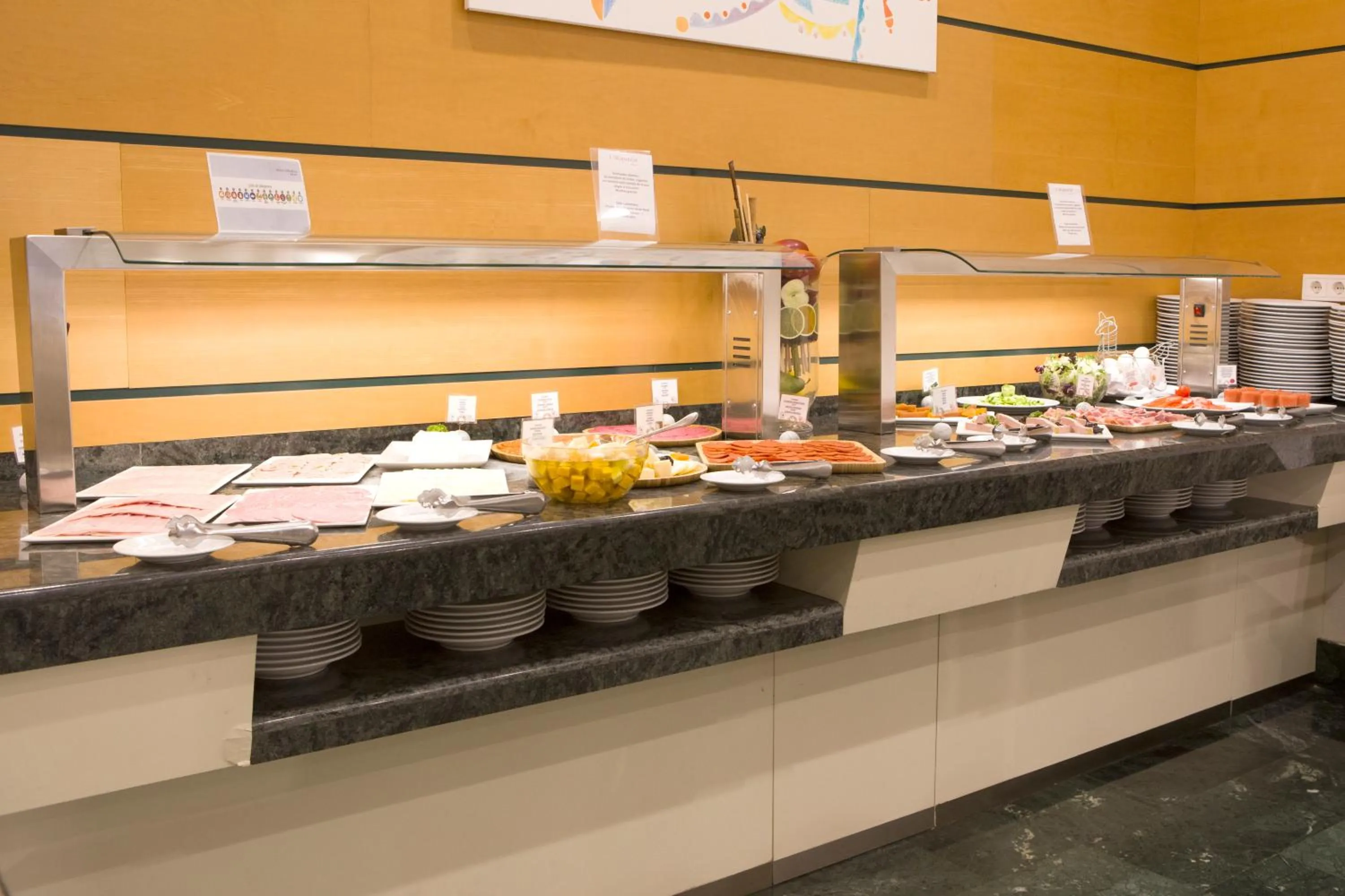 Breakfast in Aparthotel Albufera