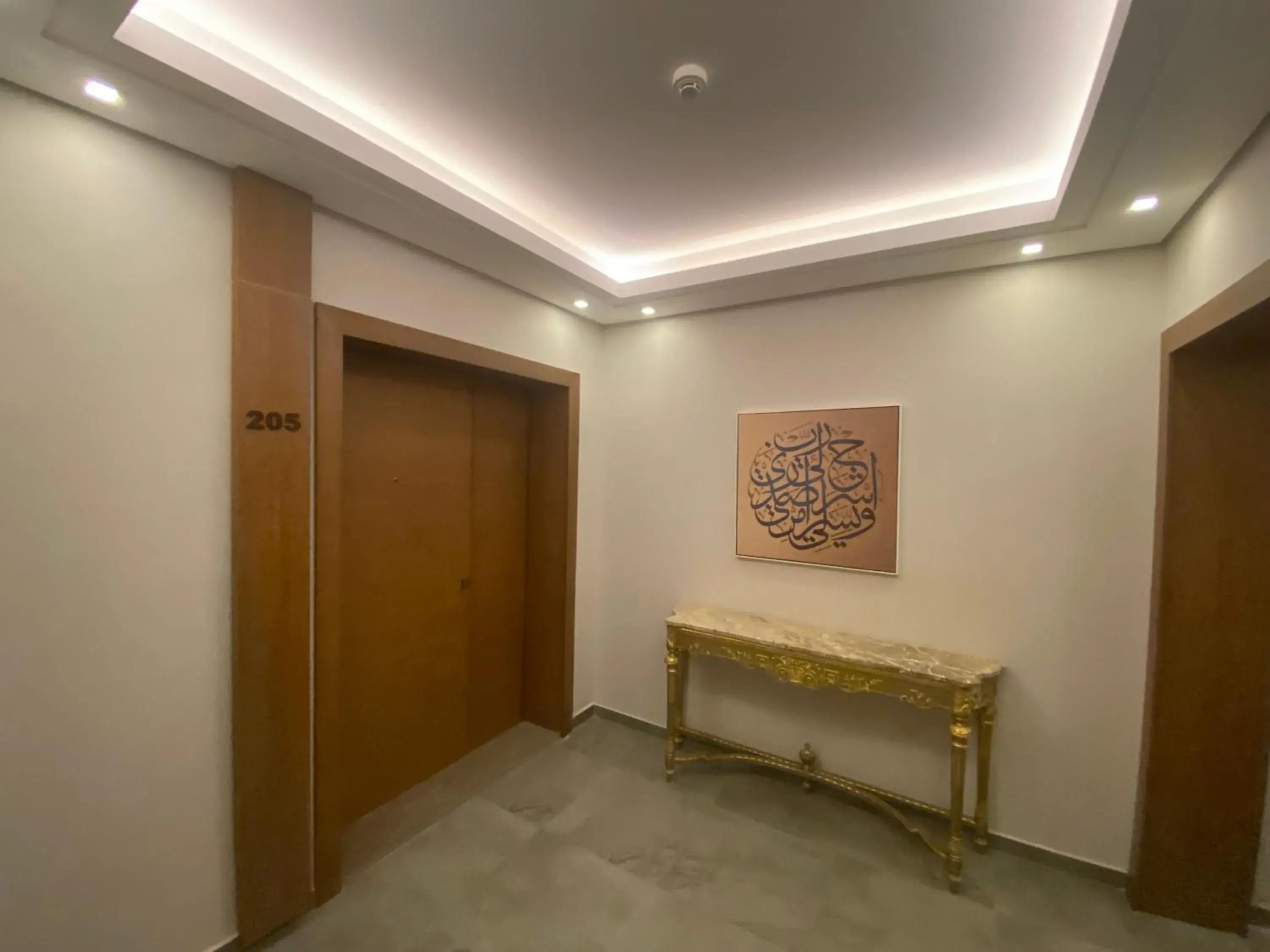 Property building in Maison 7 Property building in Maison 7