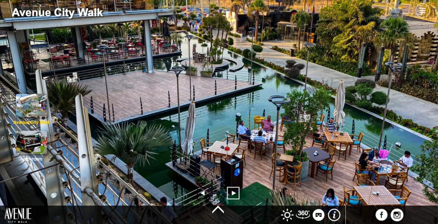 Evening entertainment in Maison 7