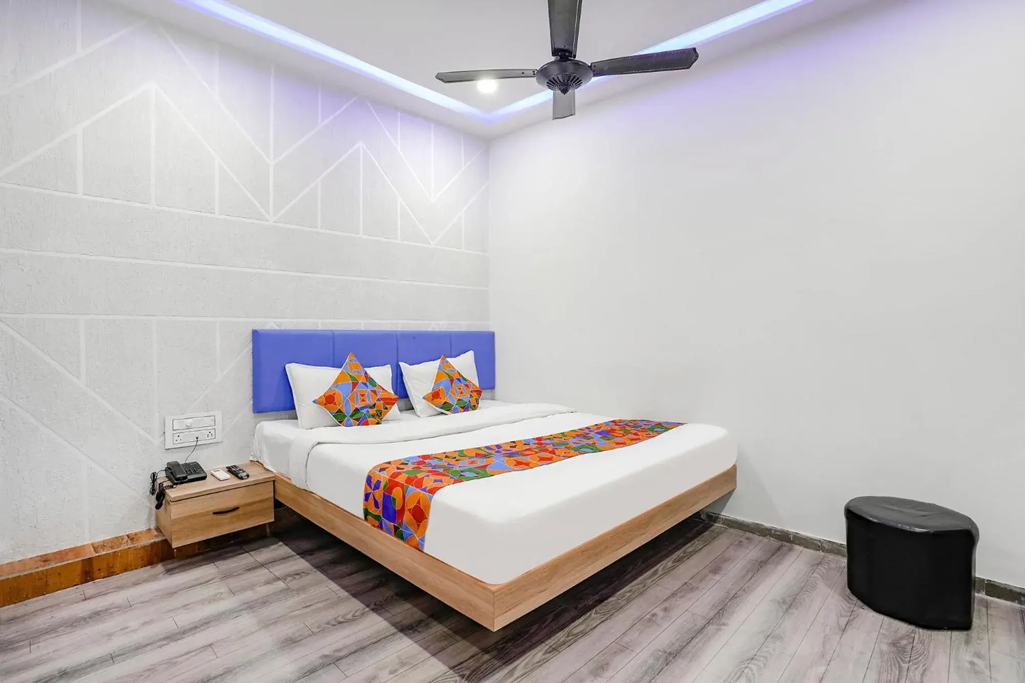 Superior Double Room - single occupancy in FabHotel Vrundavan, Athwa Superior Double Room - single occupancy in FabHotel Vrundavan, Athwa