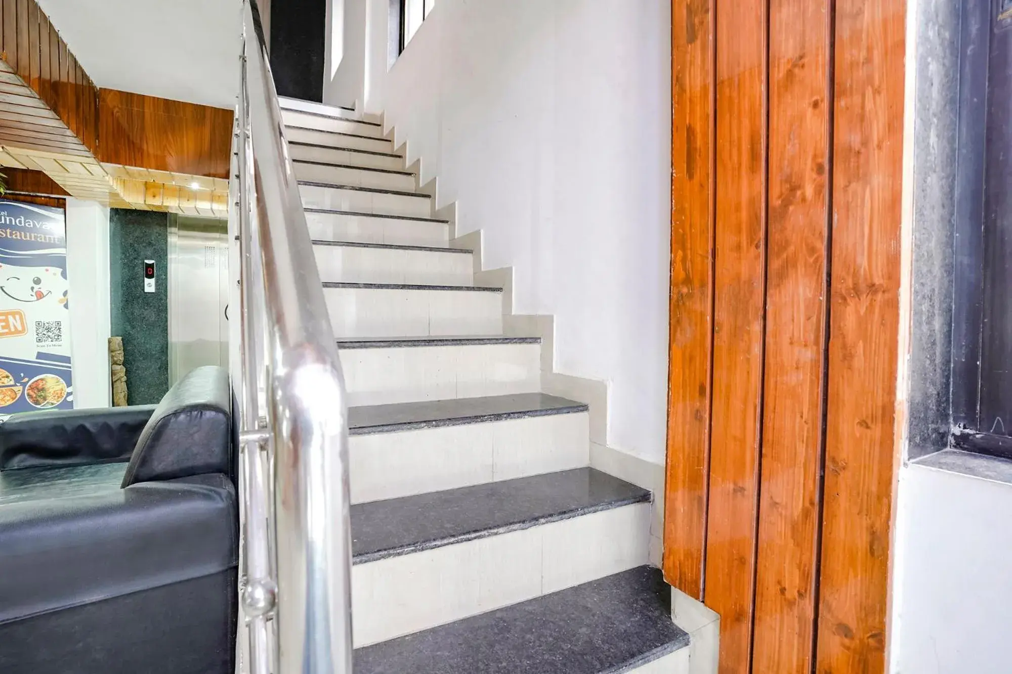 Lobby or reception in FabHotel Vrundavan, Athwa Lobby or reception in FabHotel Vrundavan, Athwa