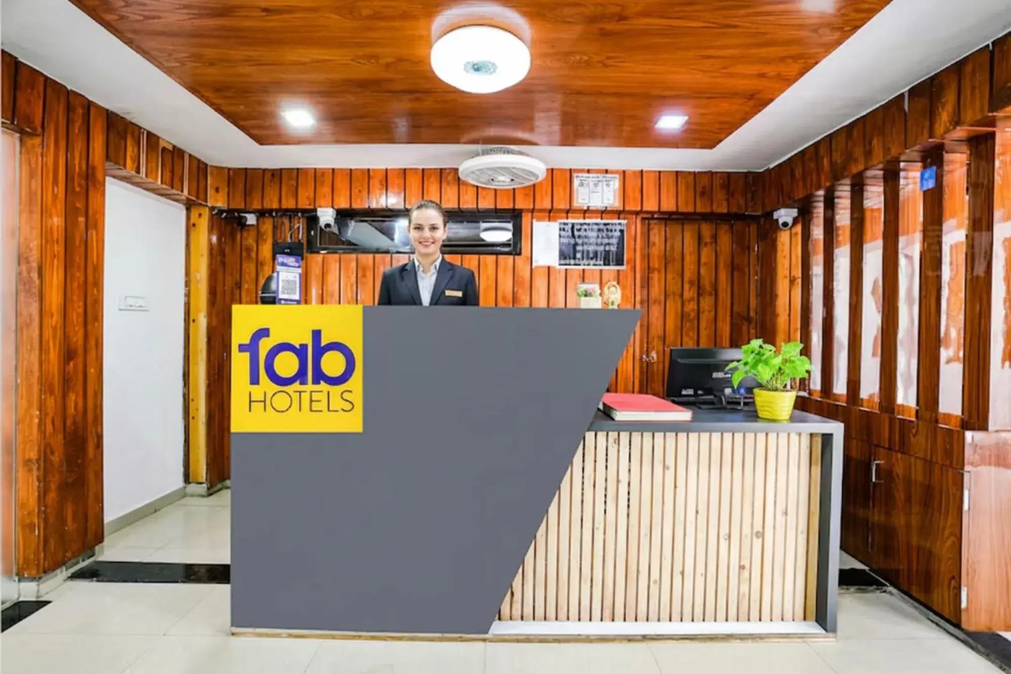 Lobby or reception in FabHotel Vrundavan, Athwa Lobby or reception in FabHotel Vrundavan, Athwa