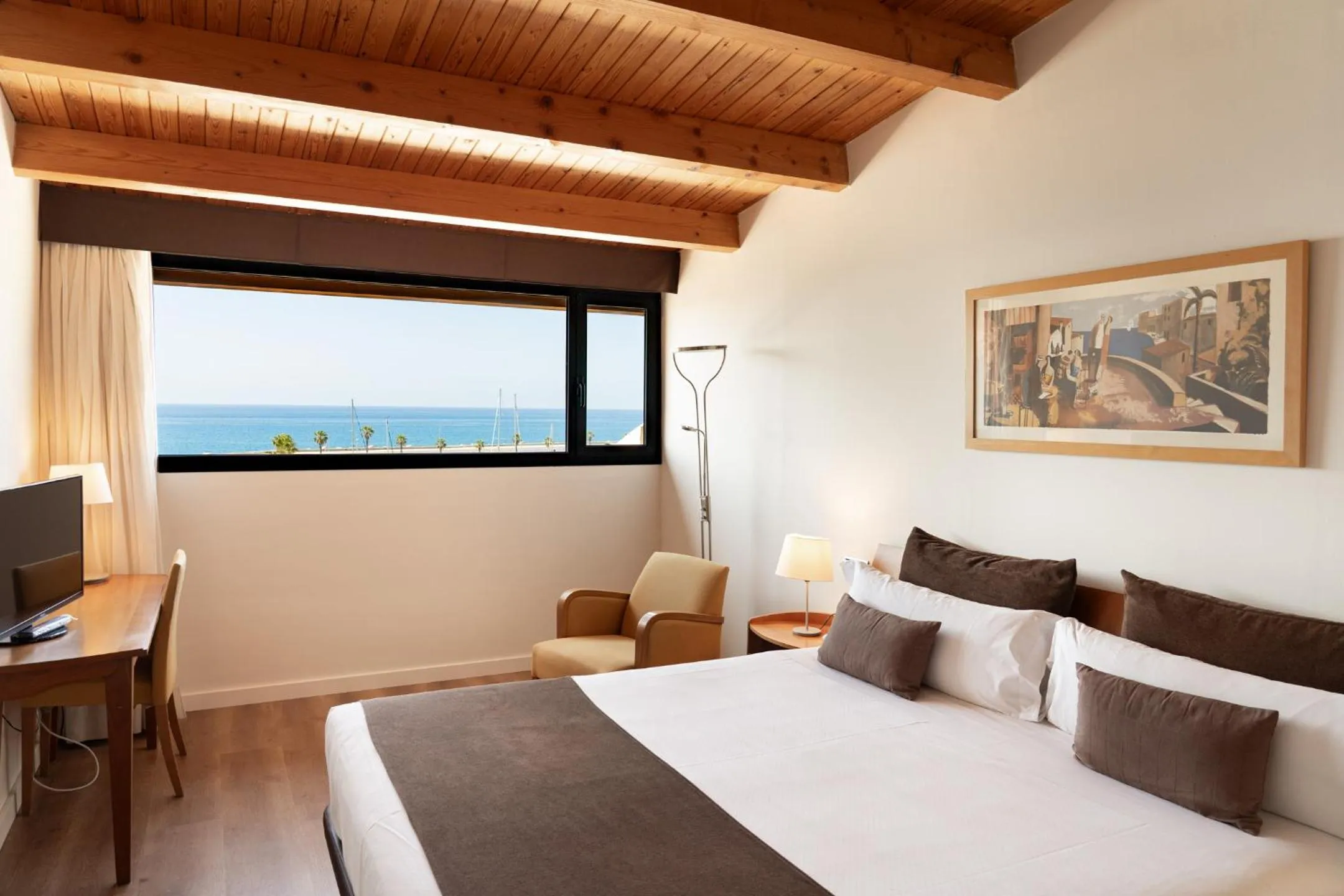 Sea view, Bed in Estela Barcelona