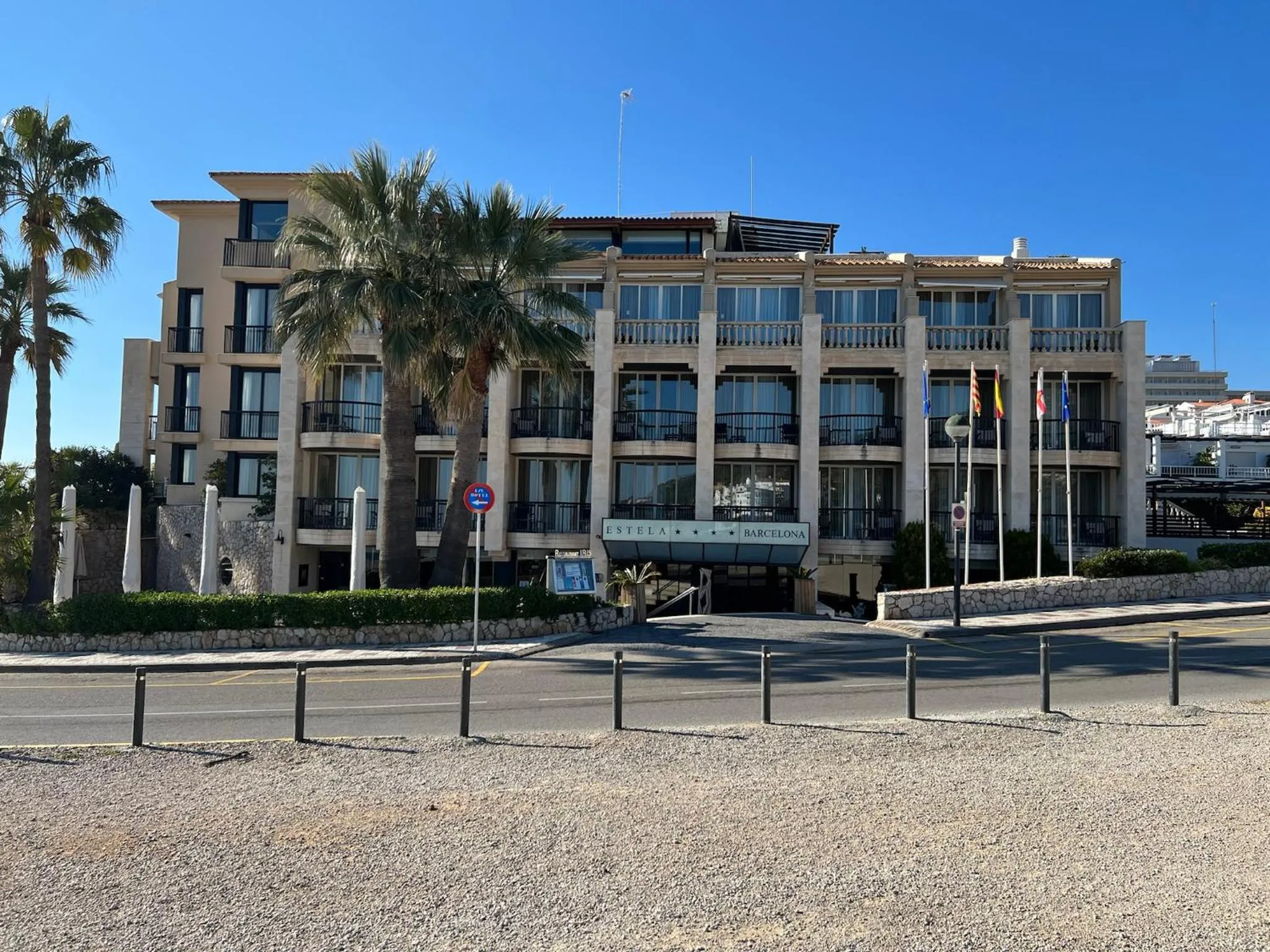 Property building in Estela Barcelona