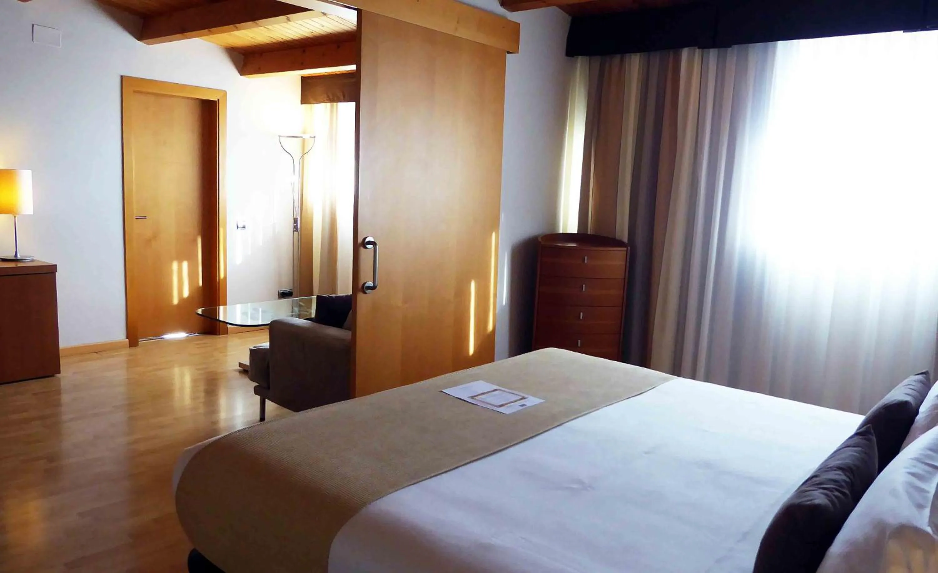 Bedroom, Bed in Estela Barcelona