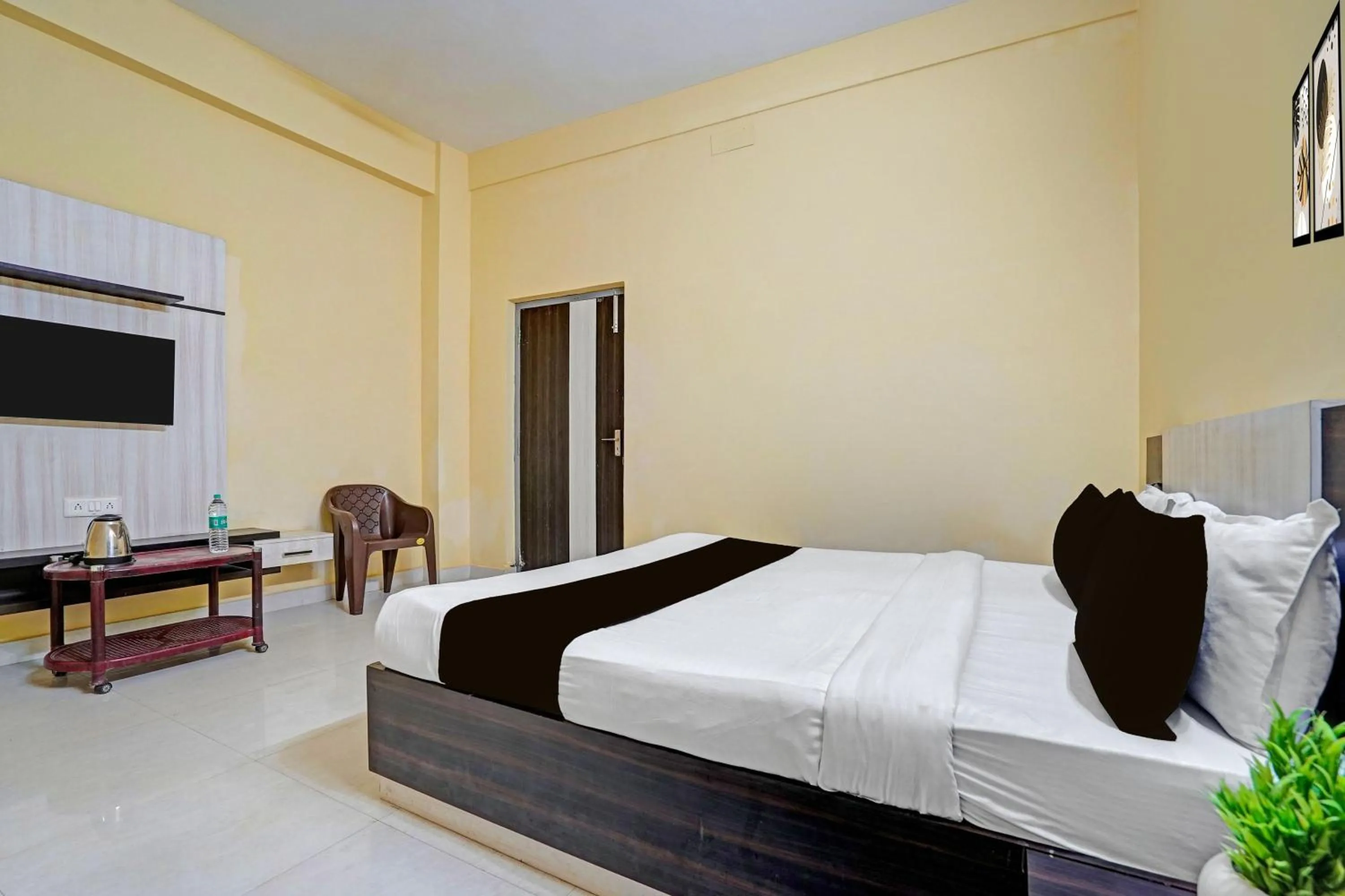 Bedroom, Bed in Hote O IIIT Square Bhubaneswar Formerly Sri Krishna Palace