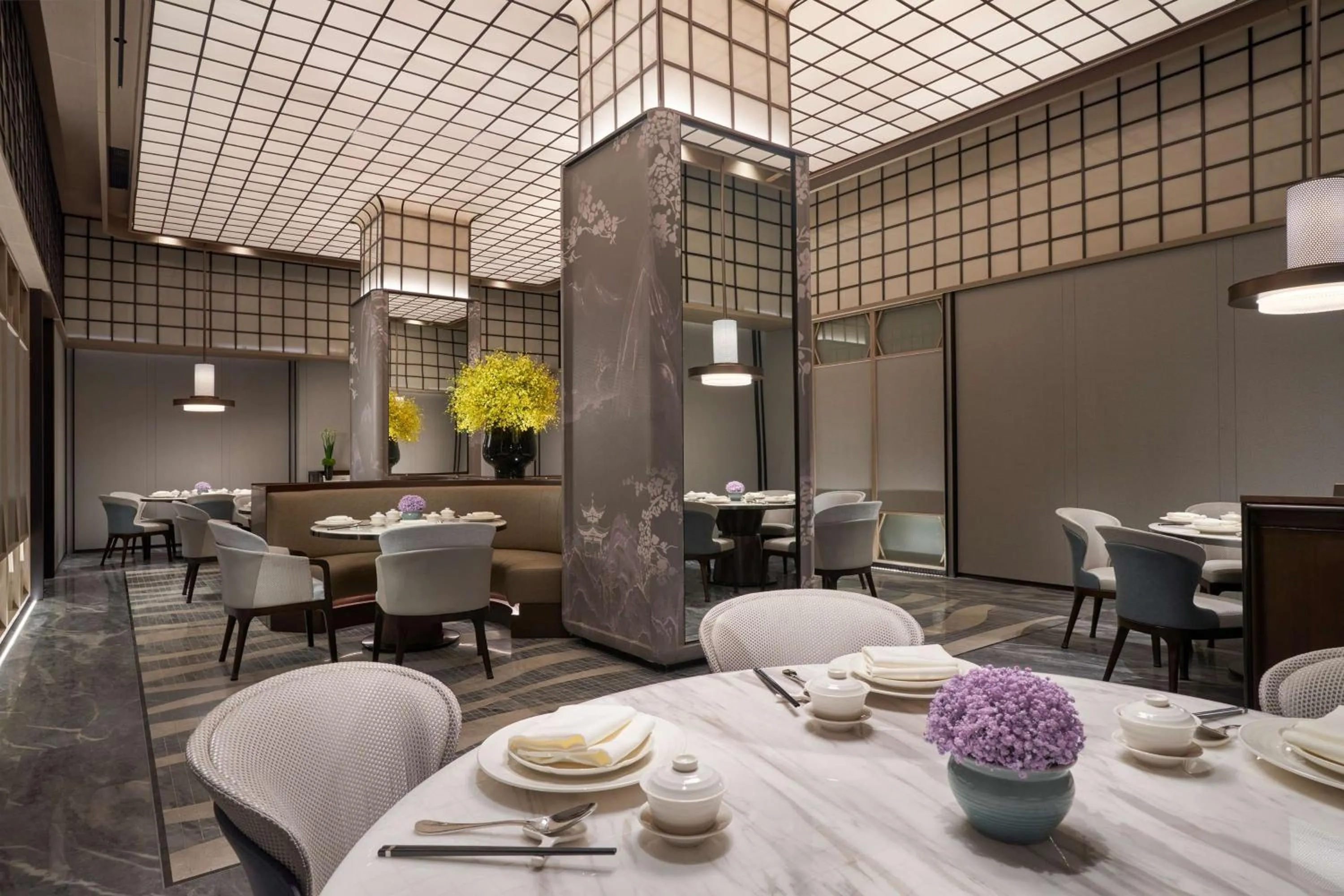 Restaurant/places to eat in Hyatt Regency Hangzhou International Airport