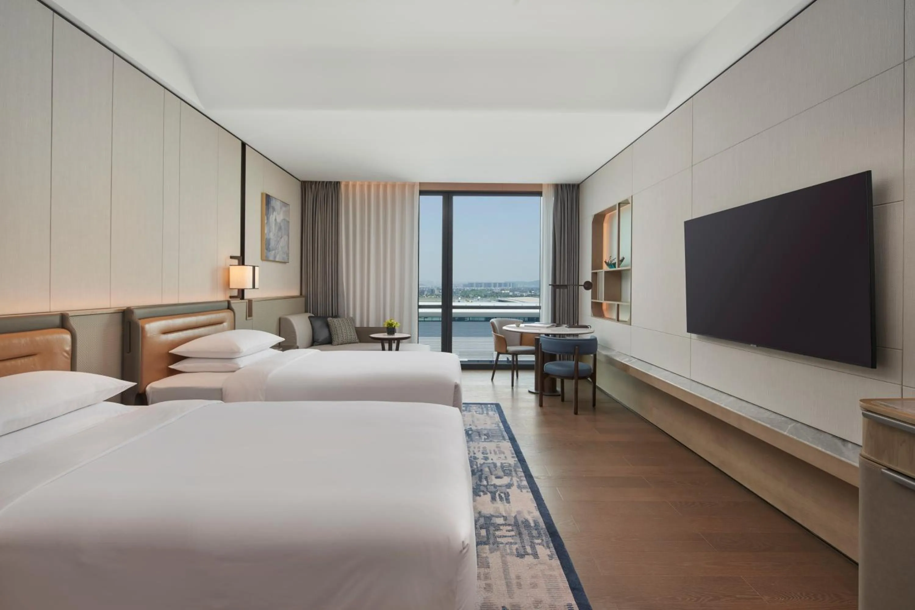 Bed in Hyatt Regency Hangzhou International Airport