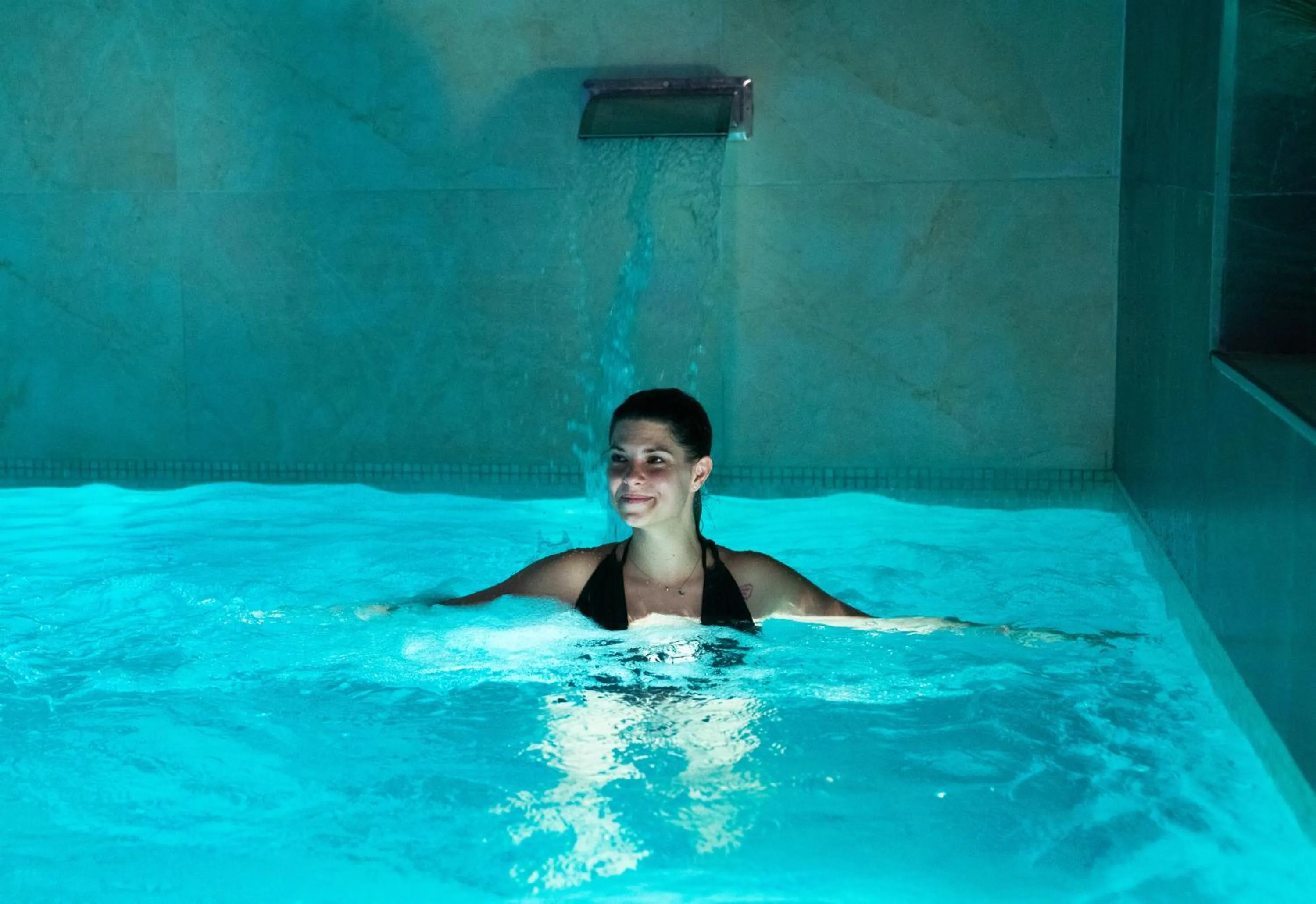 Swimming pool in E1 Suites & Spa aparthotel style - Gym & Spa