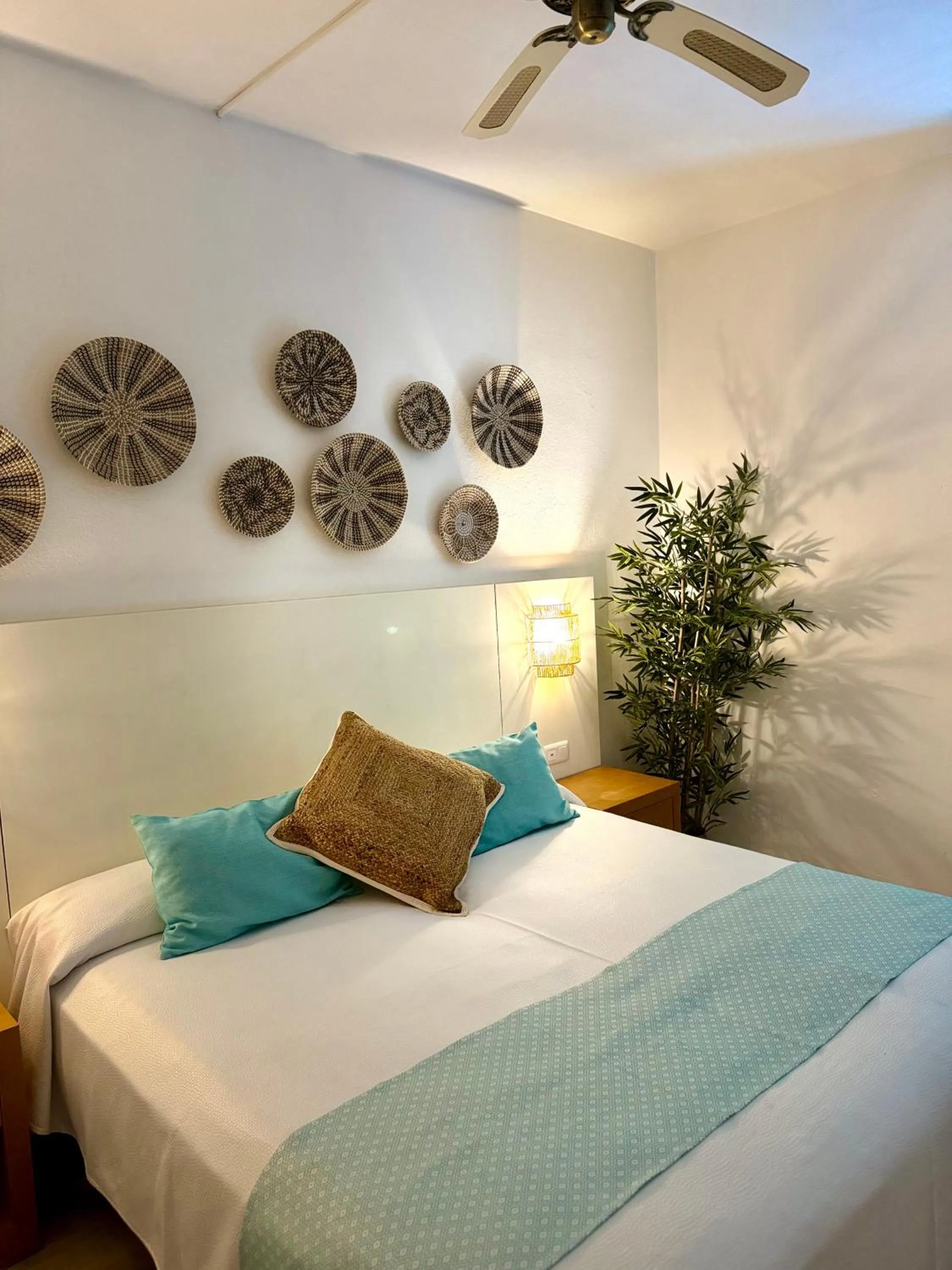 Bed in Hotel Tagomago