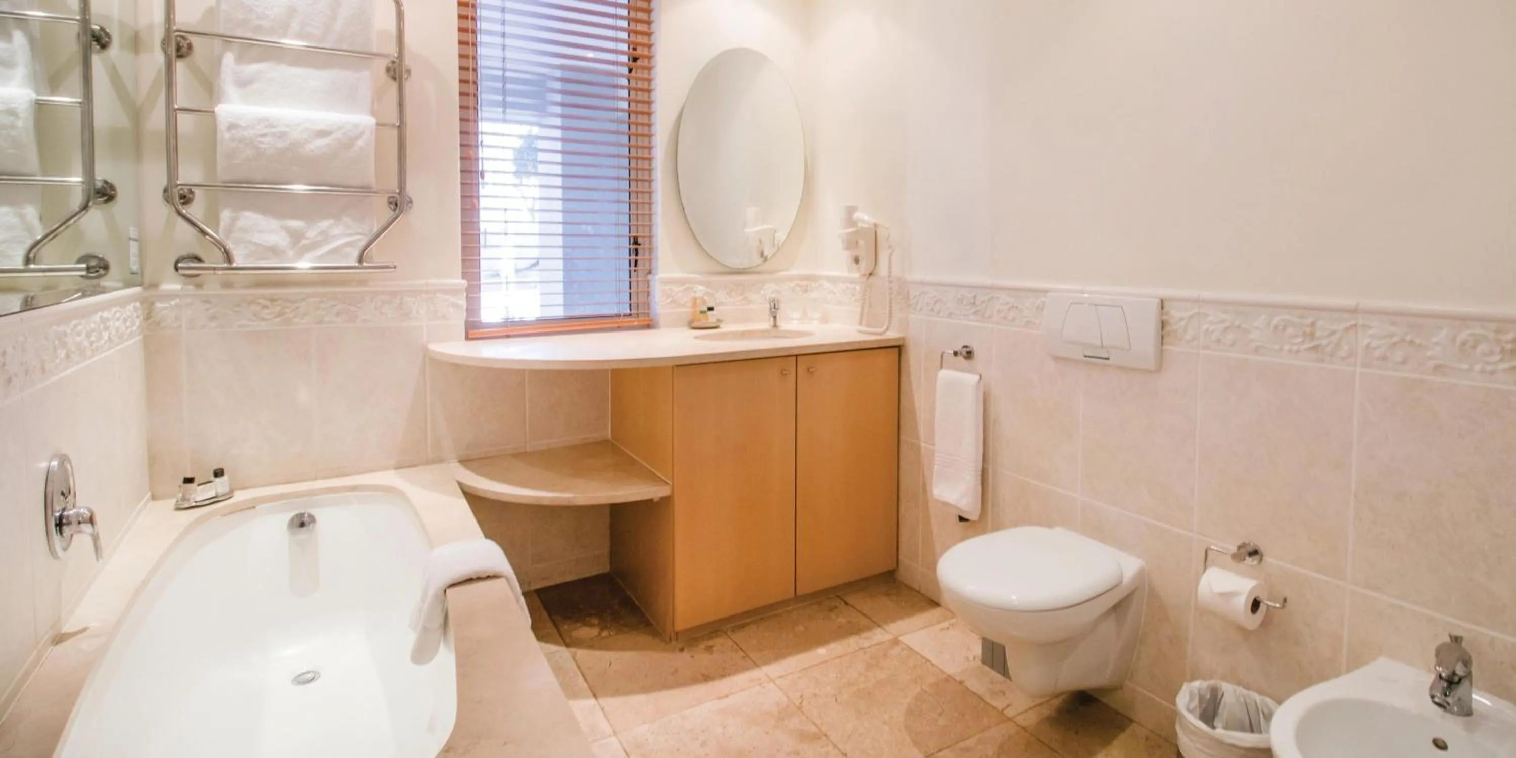 Toilet in One Bedroom Apartment - fully equipped Waterfront based, Va Marina Residential