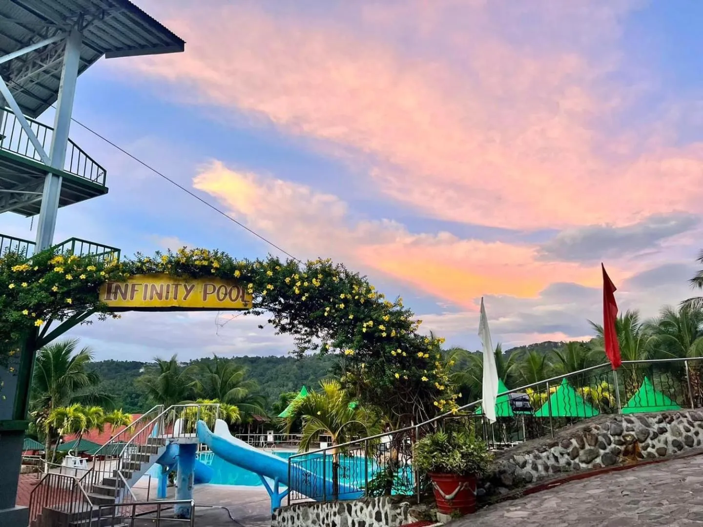 Swimming pool in La Virginia Leisure Park and Amusement