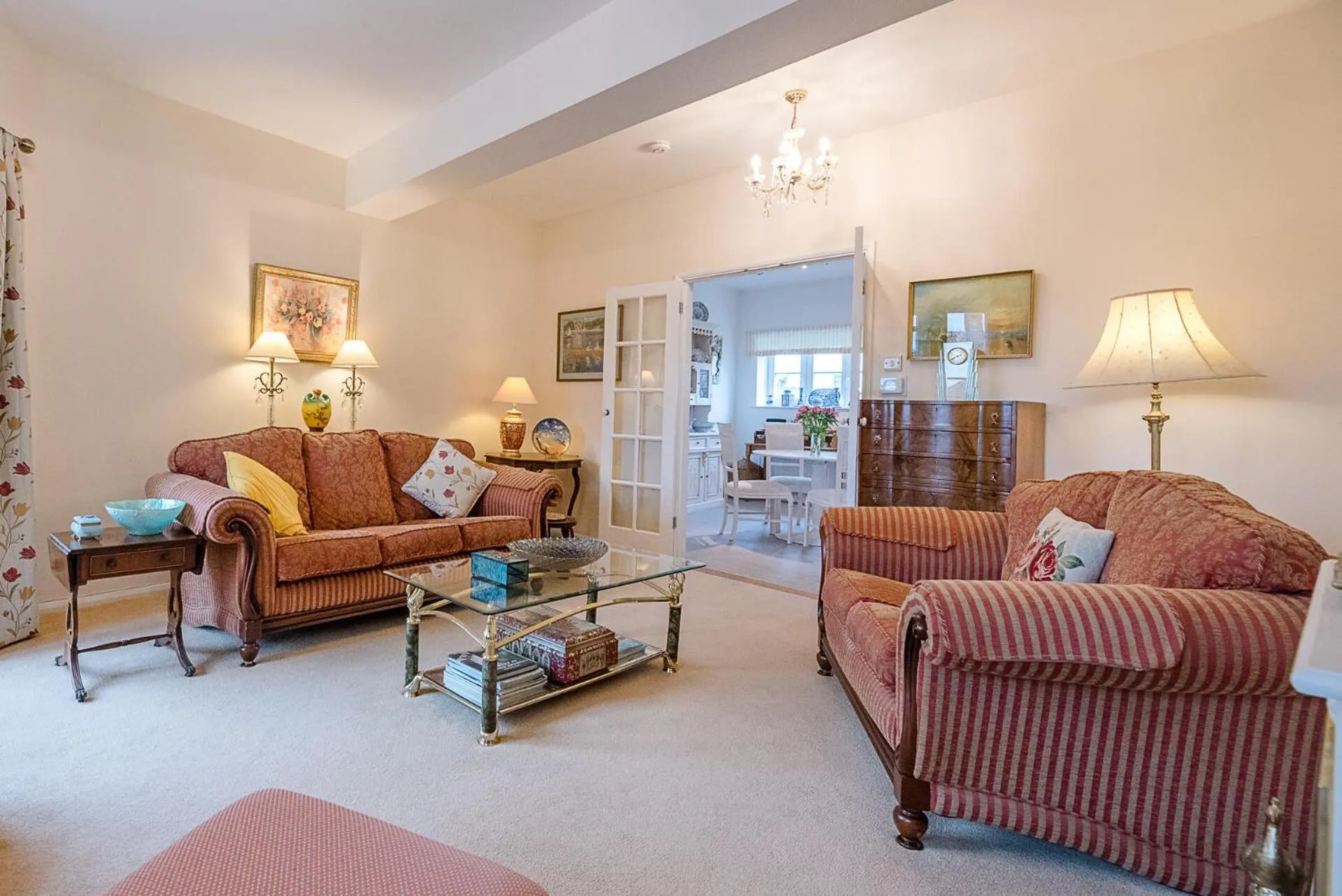 4 Ropers Court, Lavenham