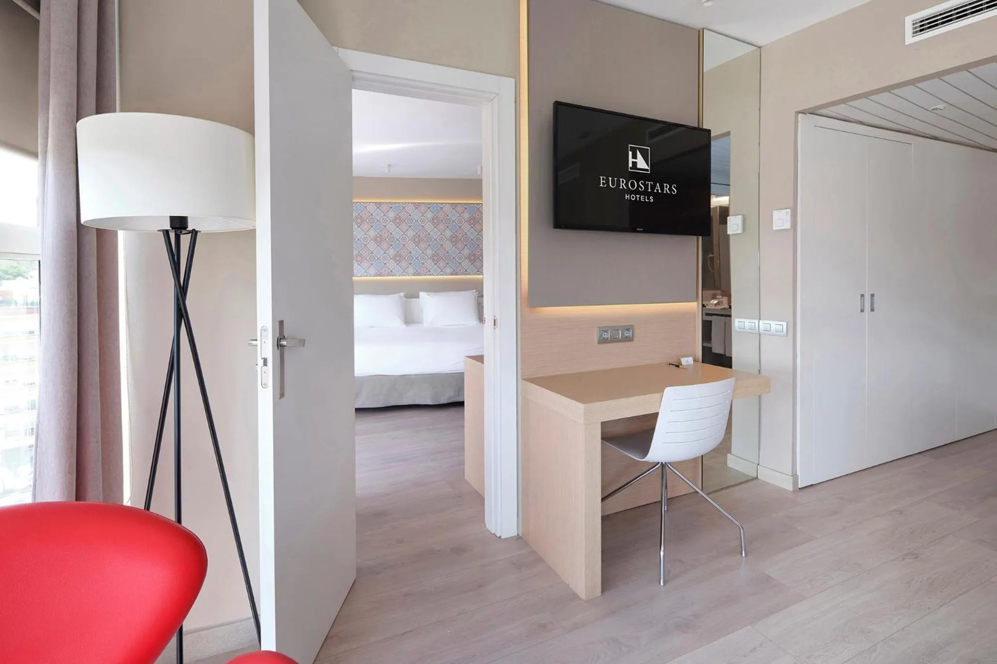 Bed in Eurostars Don Cándido