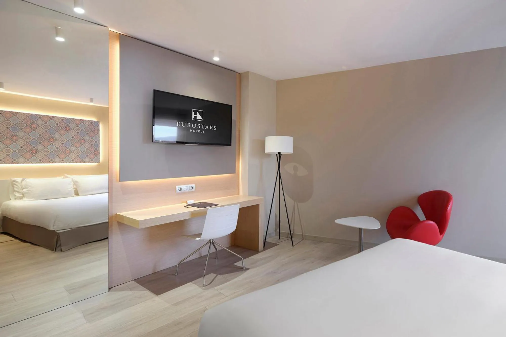 Bed in Eurostars Don Cándido