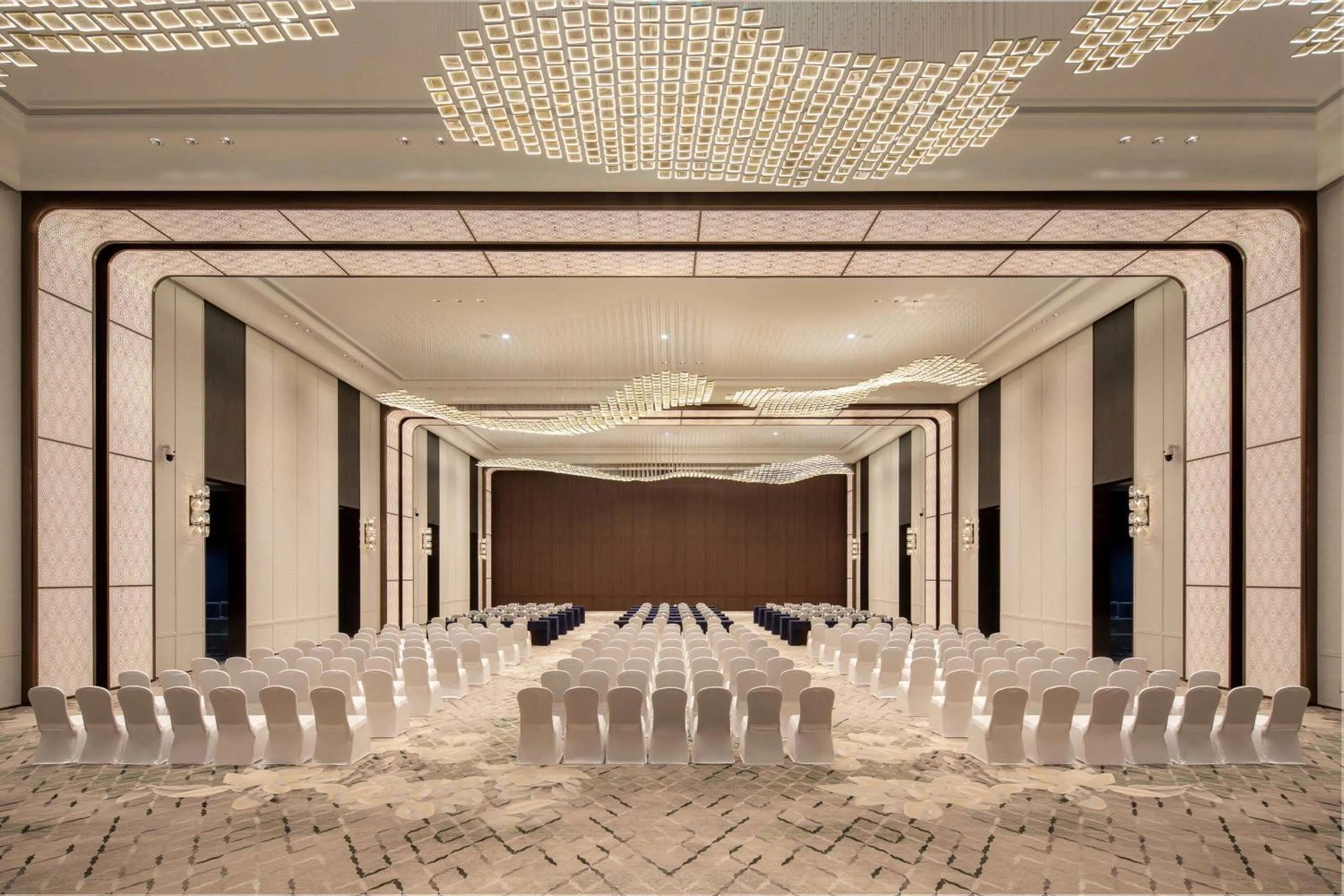 Banquet/Function facilities in Wyndham Grand Shanxi Xiaohe Xincheng