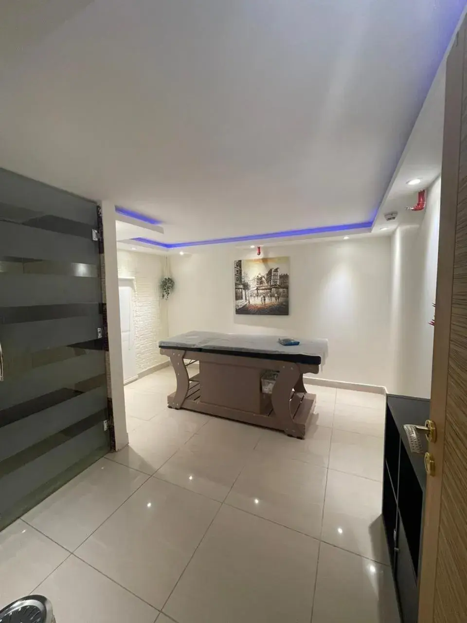 Spa and wellness centre/facilities in Mira Business Hotel Spa and wellness centre/facilities in Mira Business Hotel