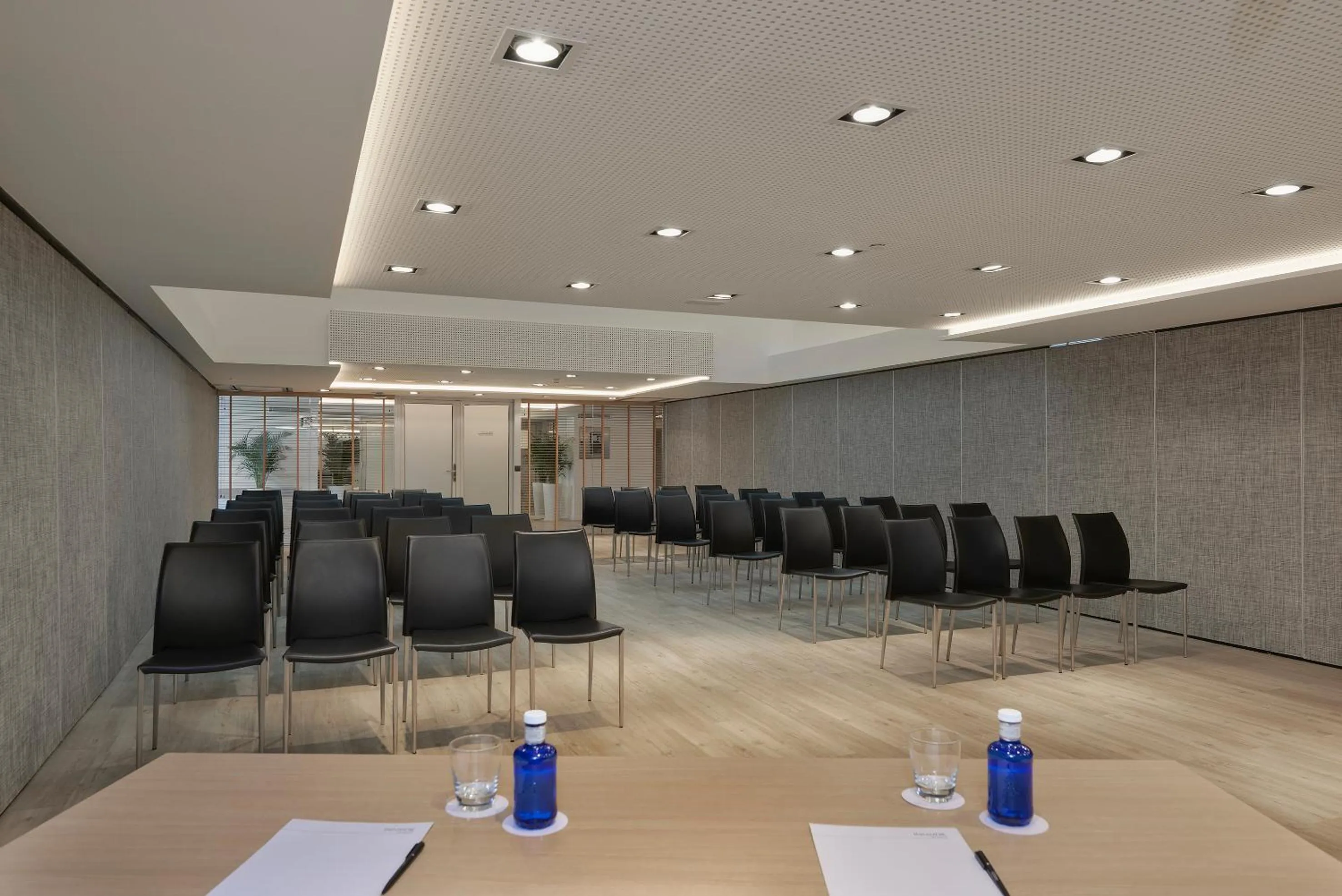 Living room in INNSiDE by Meliá Palma Bosque