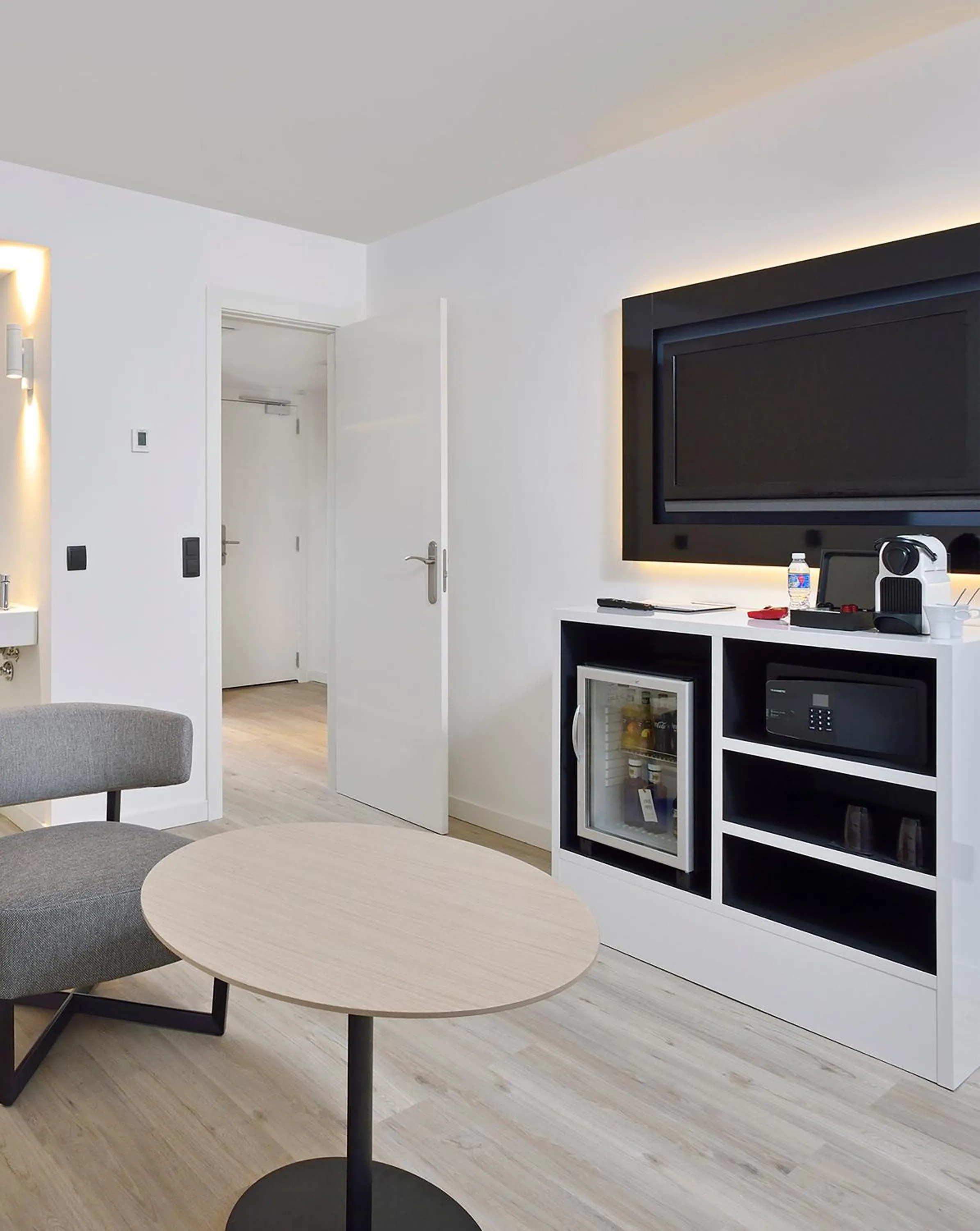 Seating area in INNSiDE by Meliá Palma Bosque