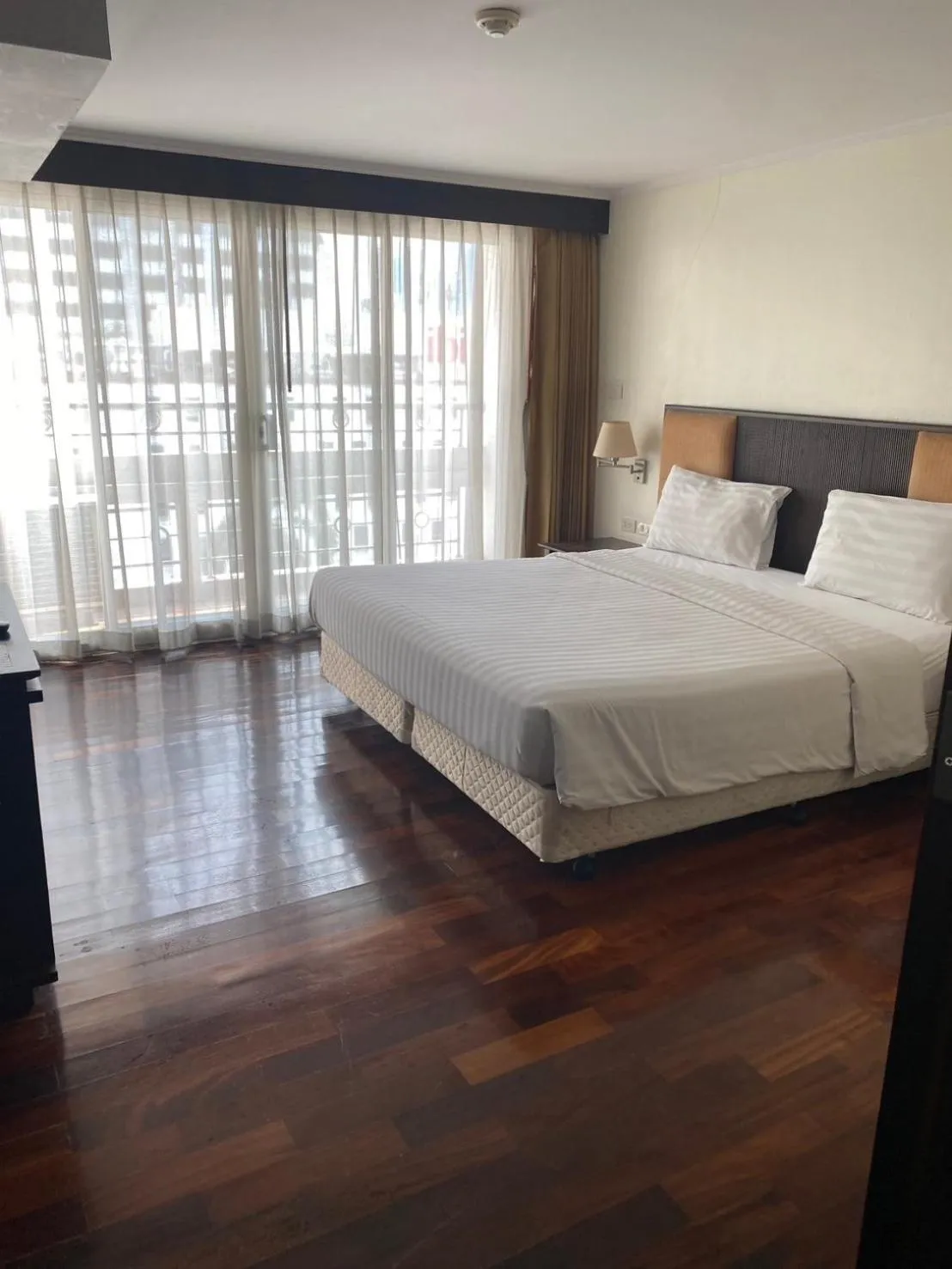 Property building, Bed in S.M. GRANDE RESIDENCE