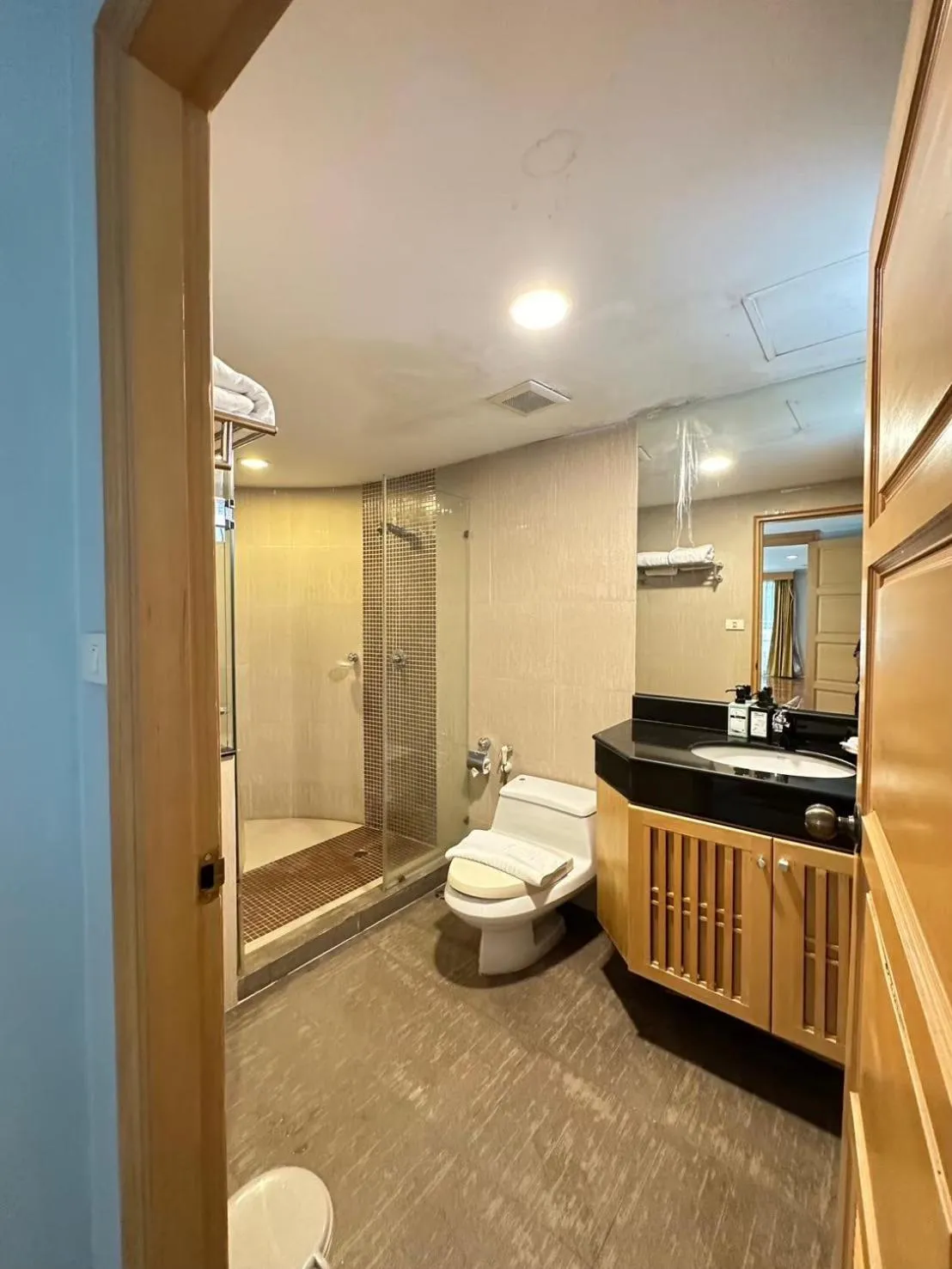 Property building in S.M. GRANDE RESIDENCE