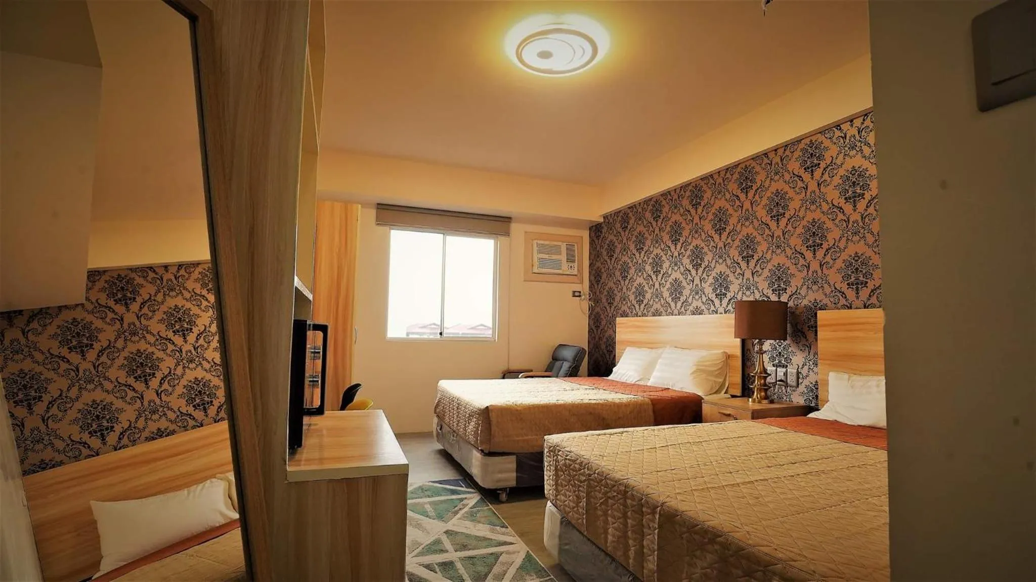 Relaxing Studio five in Bacolod across Ayala Mall