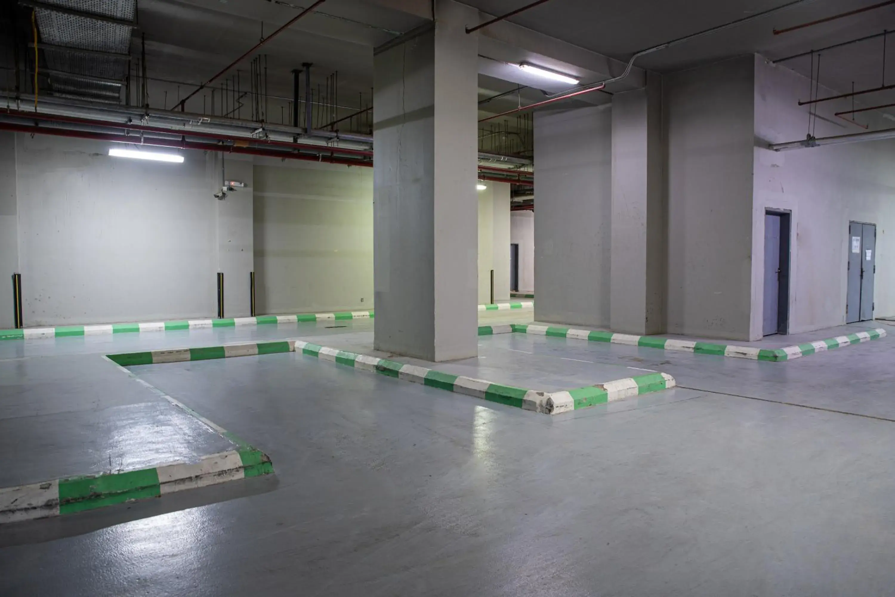 Parking in Al Hidayah Towers Hotel Parking in Al Hidayah Towers Hotel