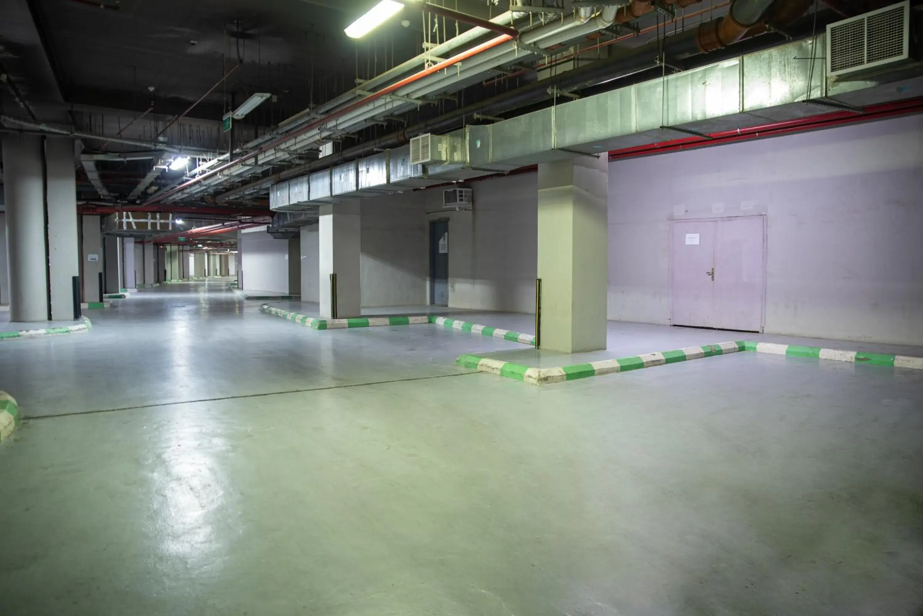 Parking in Al Hidayah Towers Hotel Parking in Al Hidayah Towers Hotel