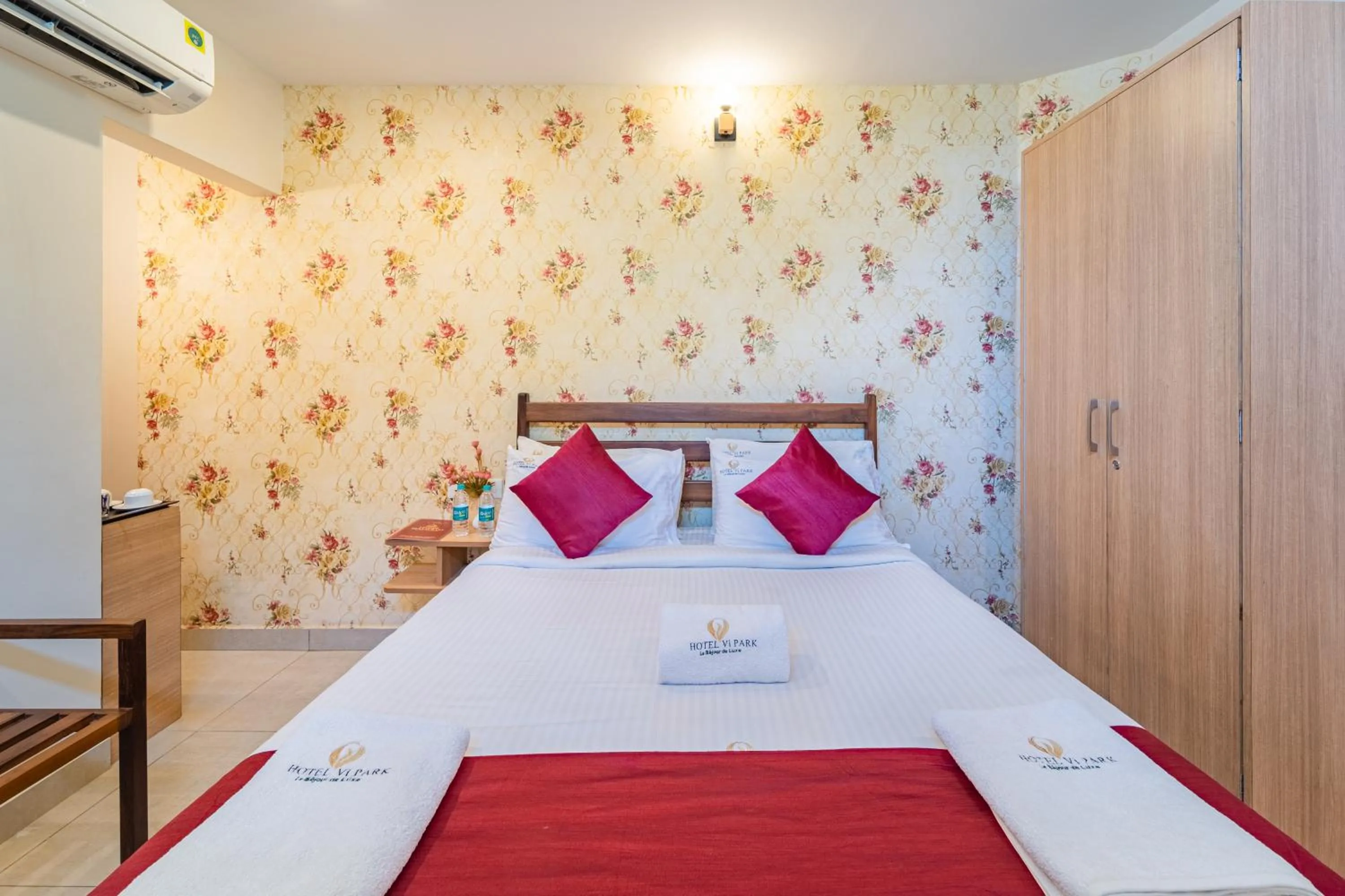 Bed in Hotel Vi Park - City Centre