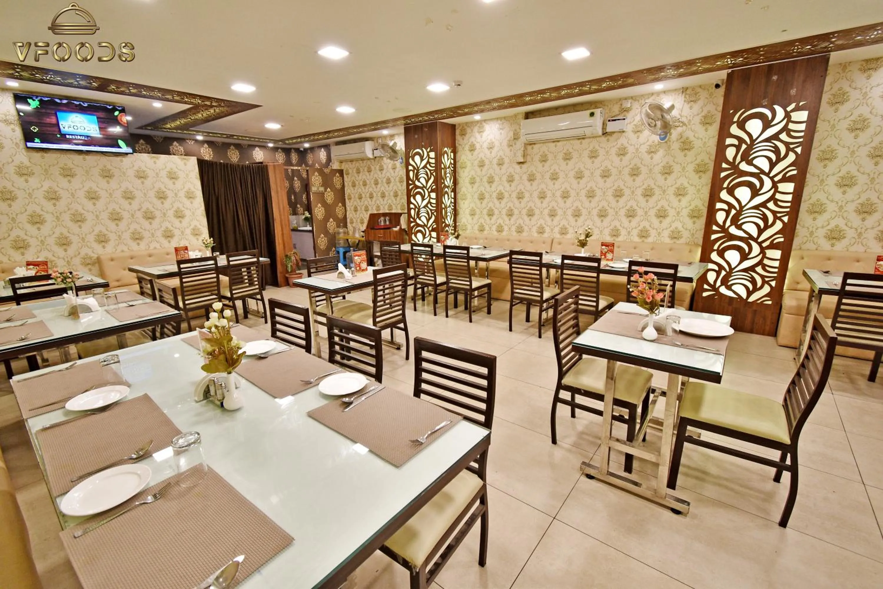 Restaurant/places to eat in Hotel Vi Park - City Centre