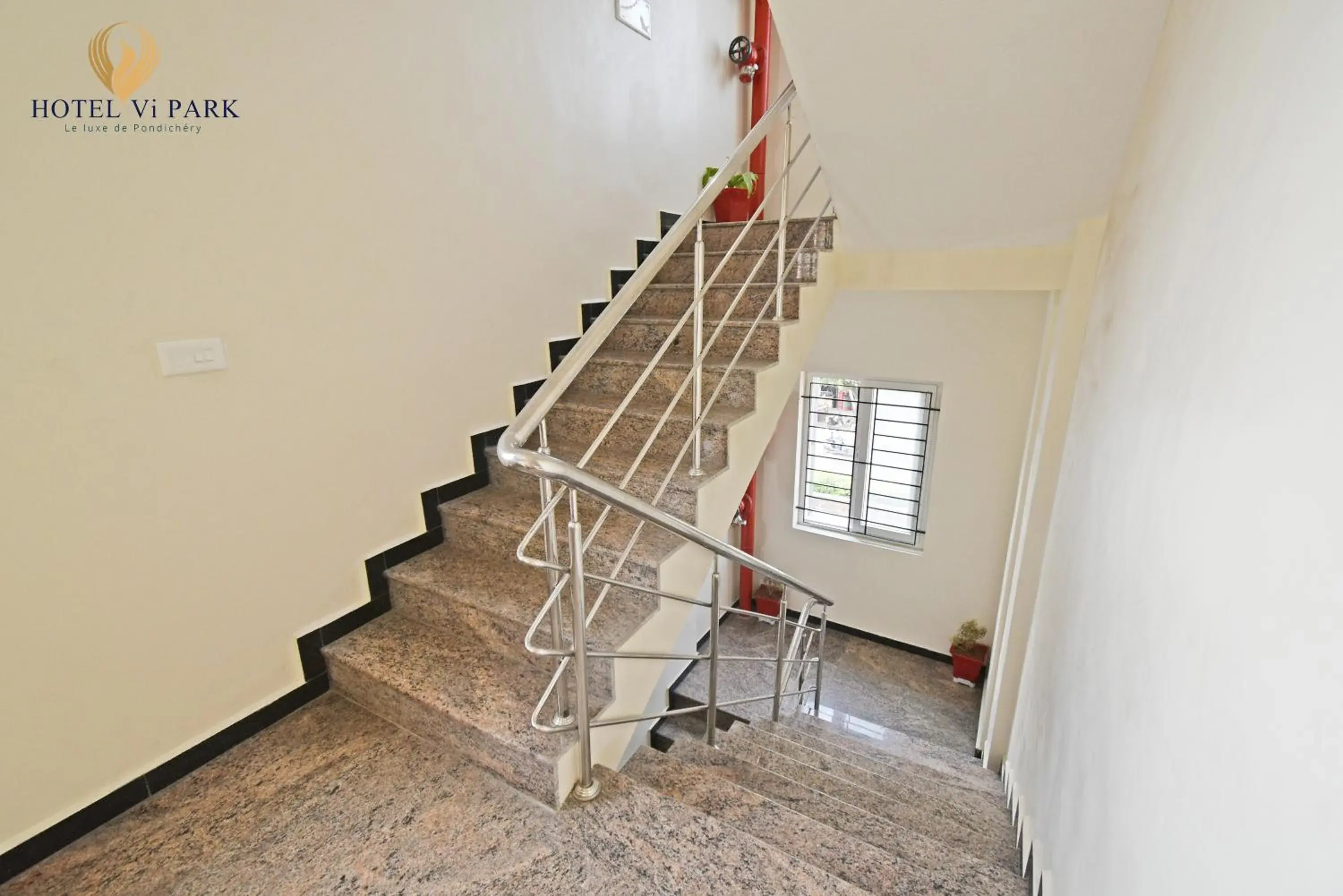 Property building in Hotel Vi Park - City Centre Property building in Hotel Vi Park - City Centre