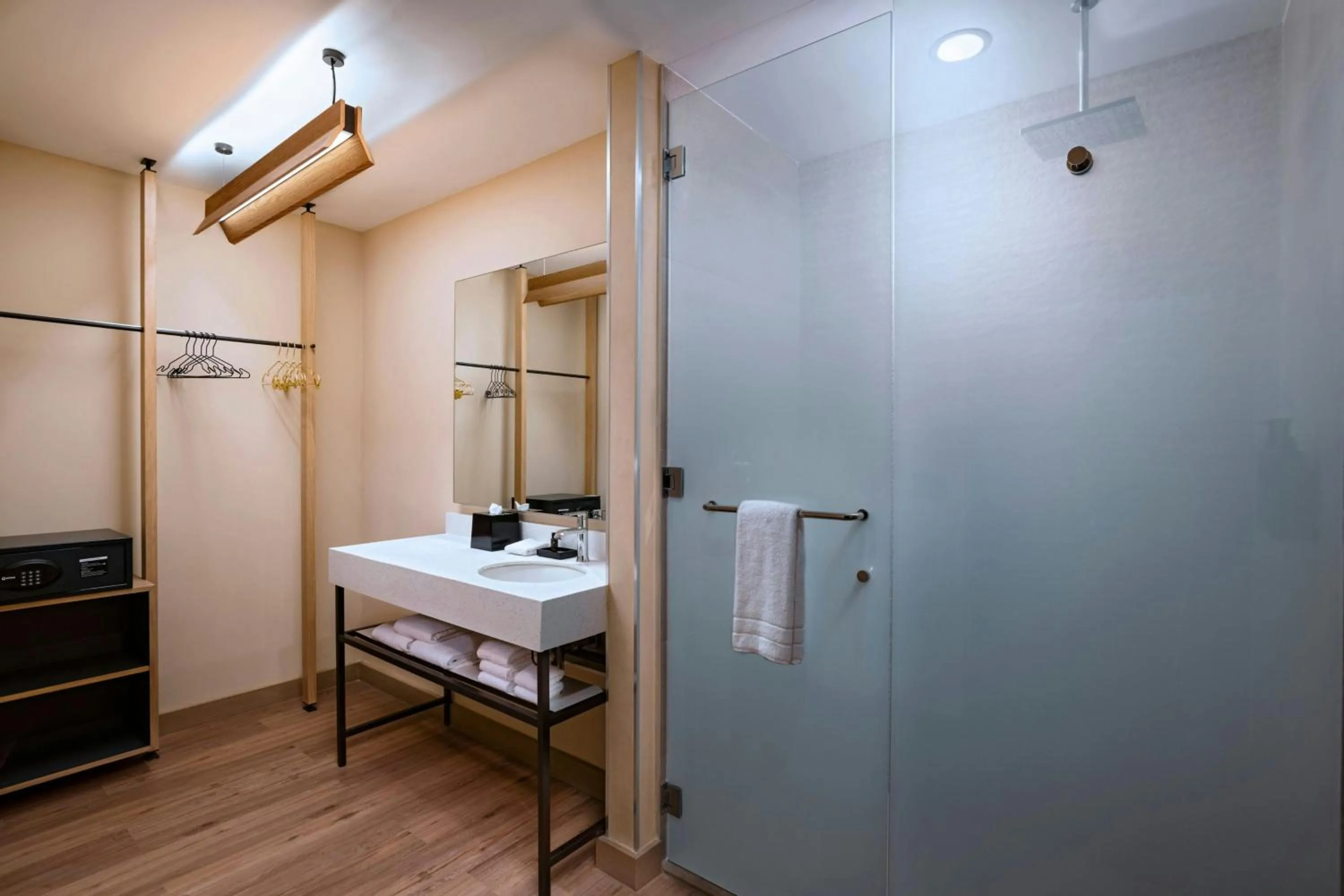 Bathroom in Aloft Playa del Carmen