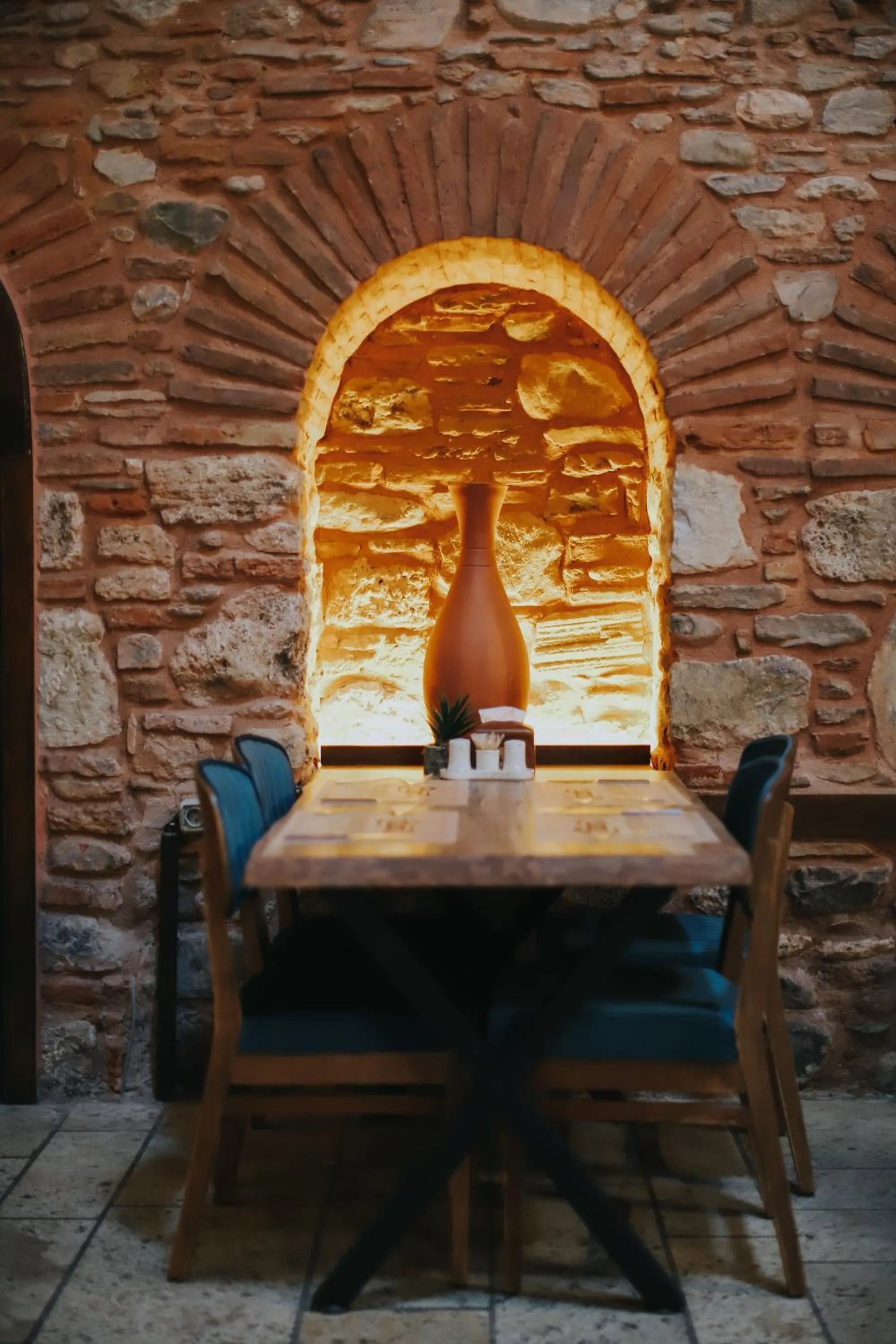 Dining area in Fibar Hotel Zincirlihan