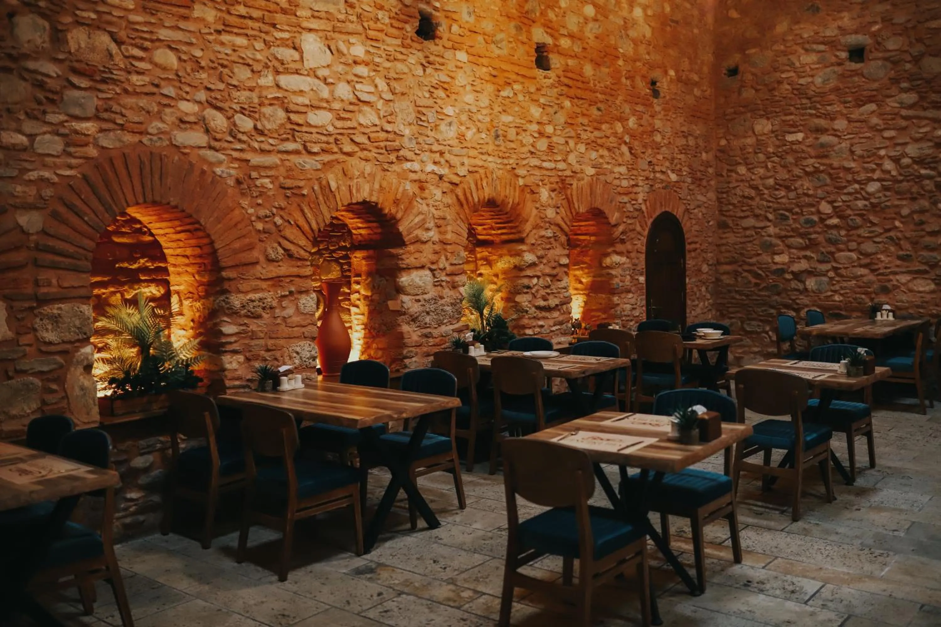 Restaurant/places to eat in Fibar Hotel Zincirlihan