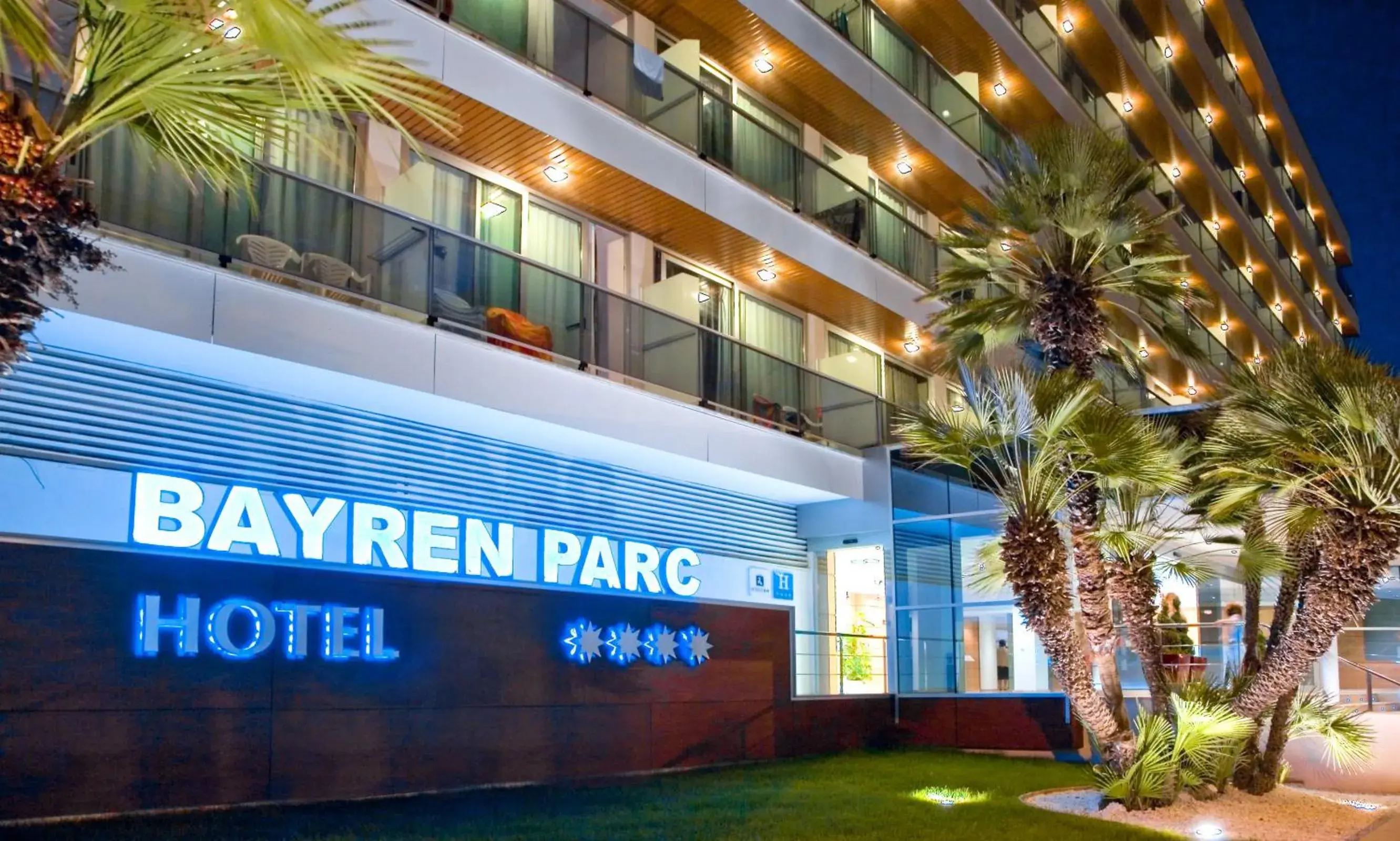 Facade/entrance in Hotel RH Bayren Parc Facade/entrance in Hotel RH Bayren Parc
