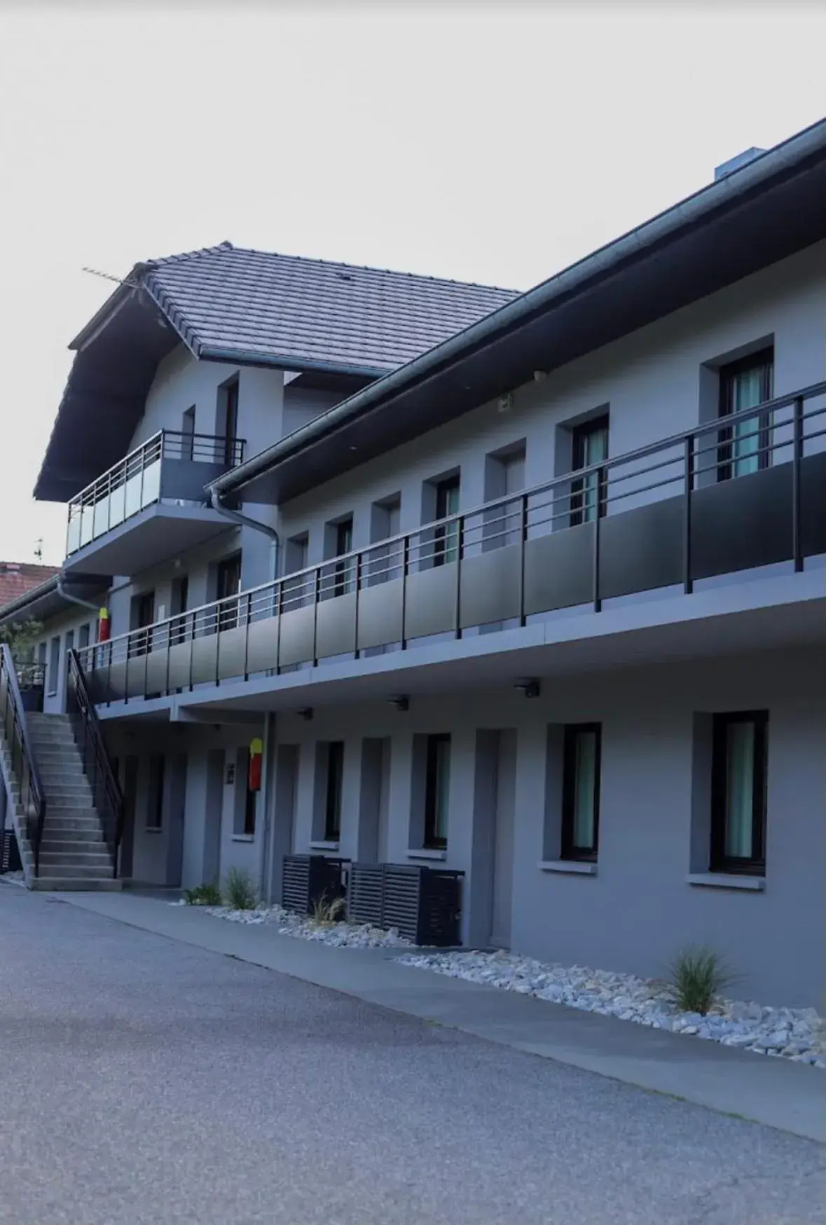 Property building in Motel 991 Property building in Motel 991