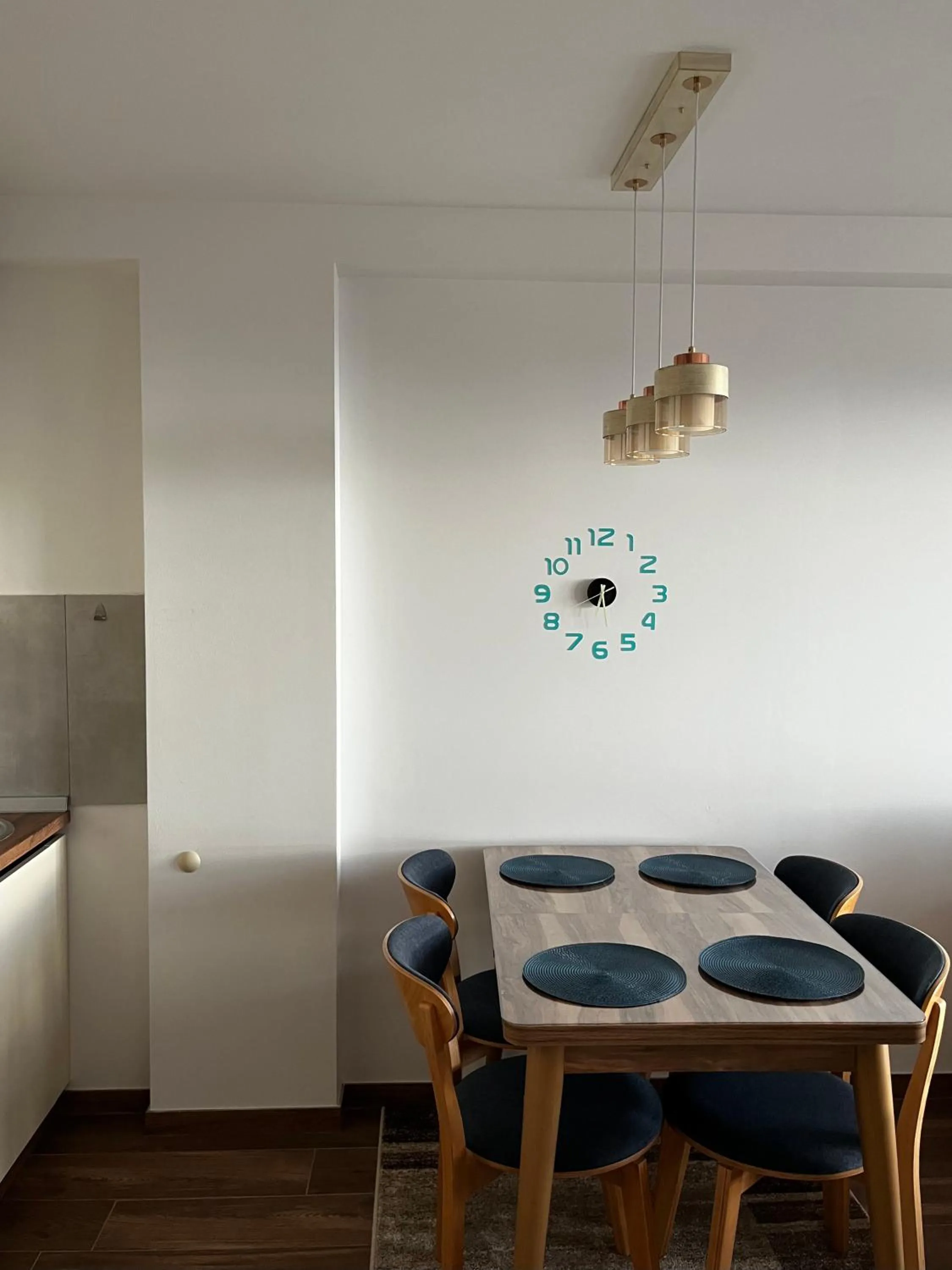 Dining area in Apartments Myna in Kraljevi Cardaci