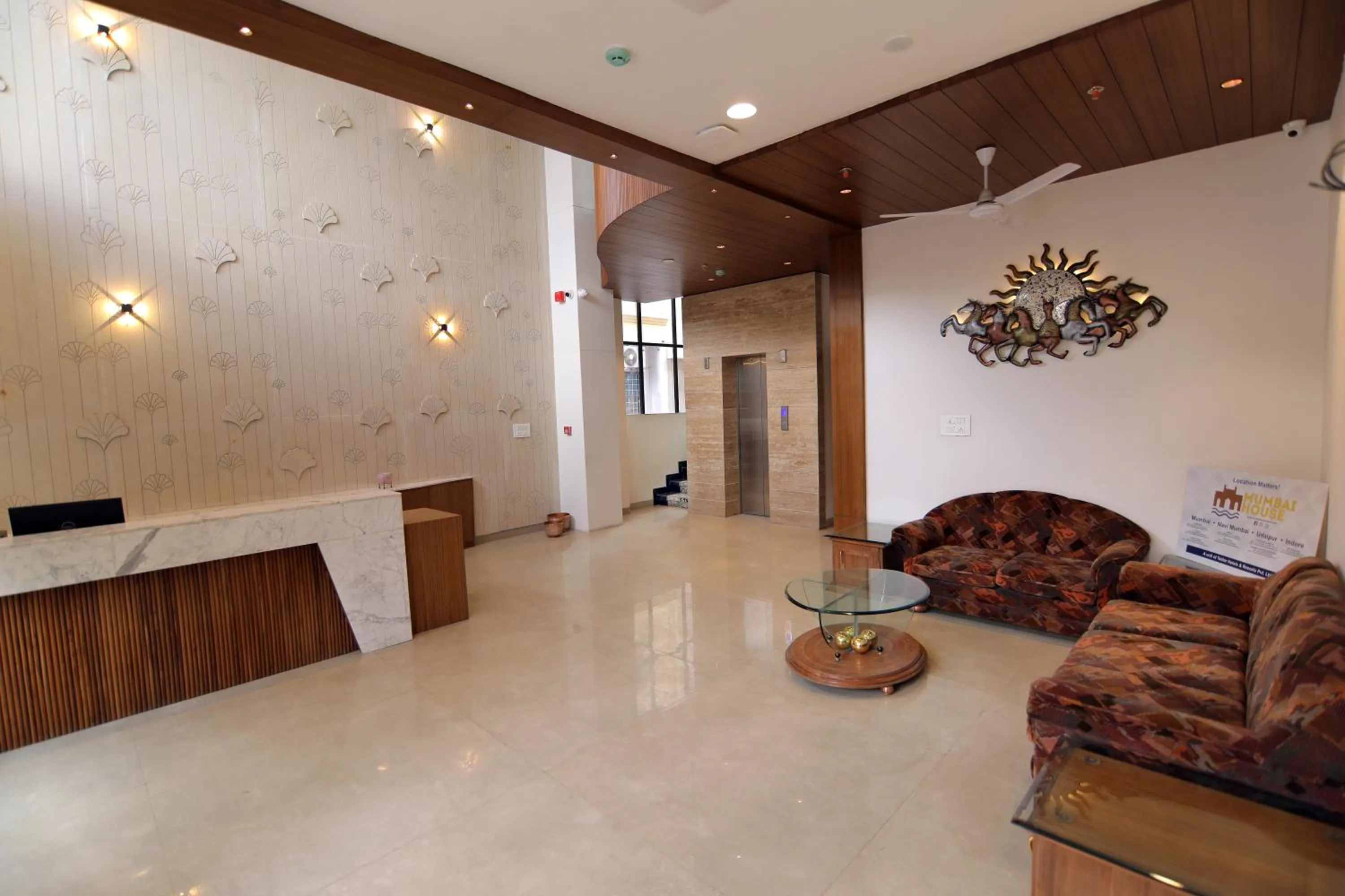 Lobby or reception in Hotel Mumbai House Express Udaipur