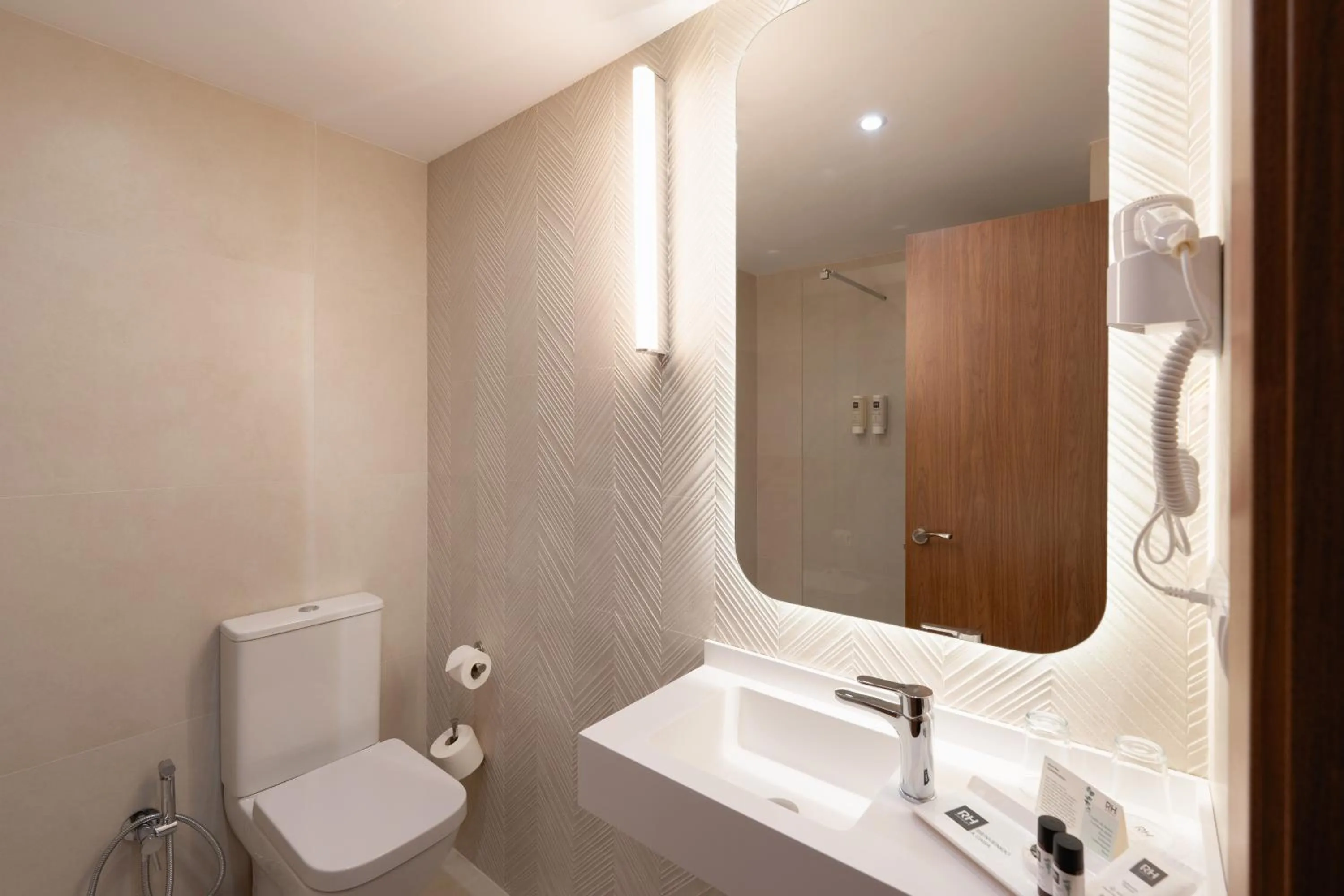 Toilet in Hotel RH Riviera - Adults Only