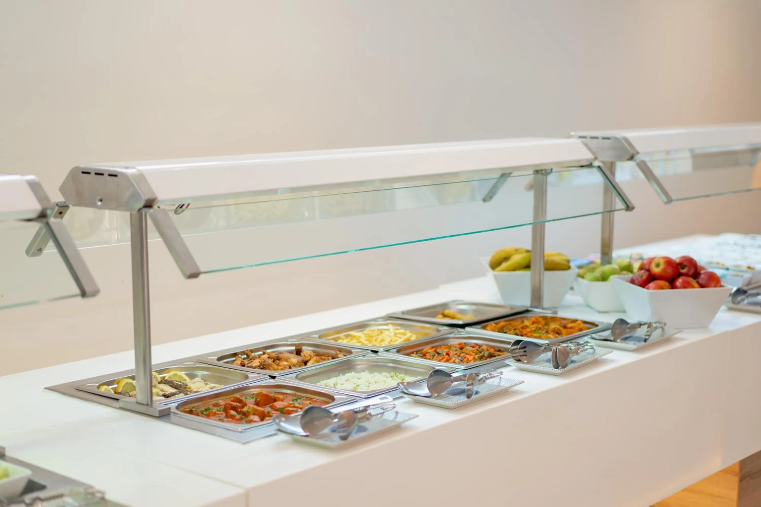 Restaurant/places to eat in Hotel Internacional