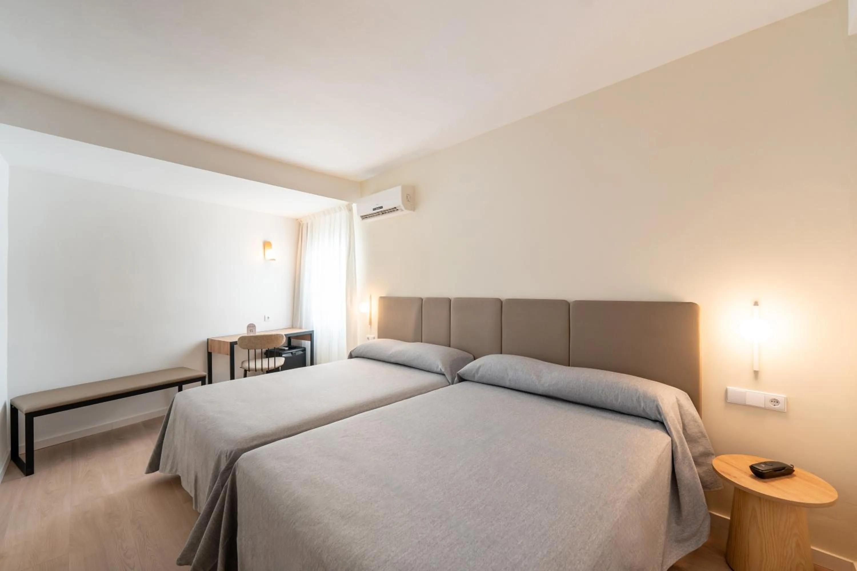 Bedroom, Bed in Hotel RH Sol