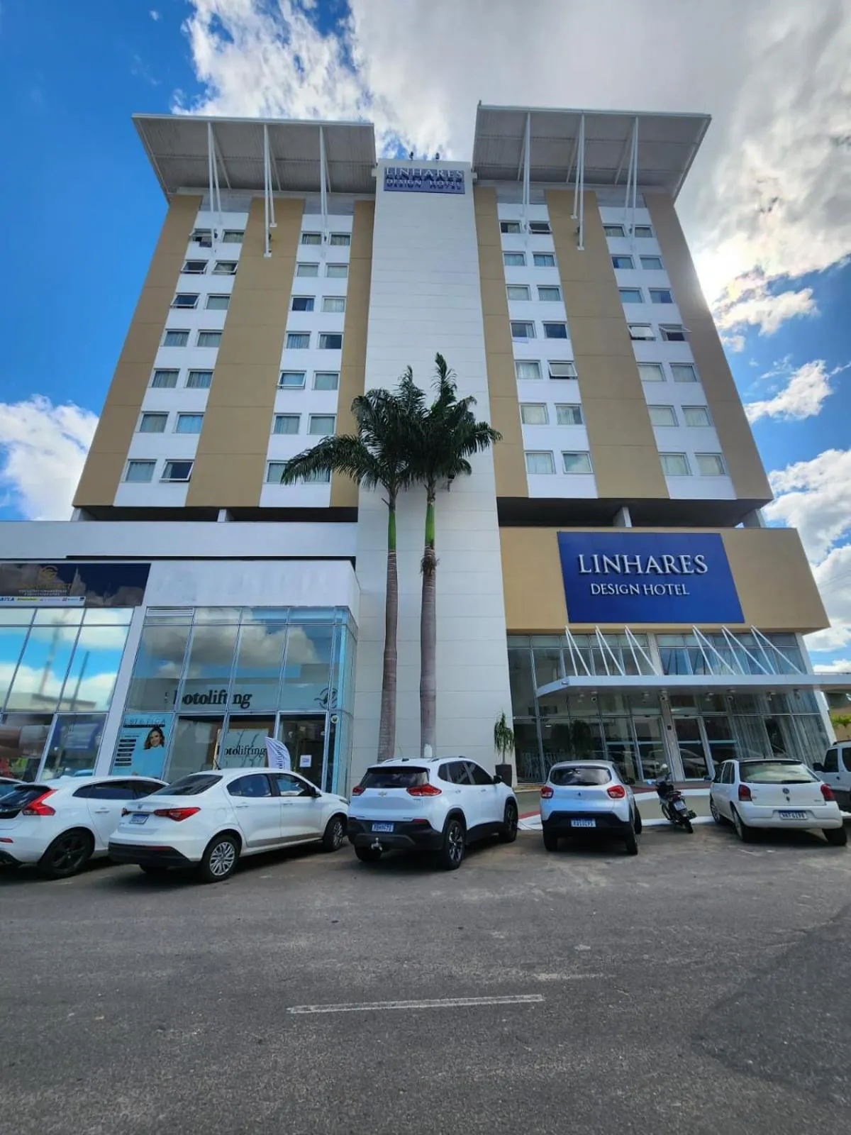 Property building in Linhares Design Hotel