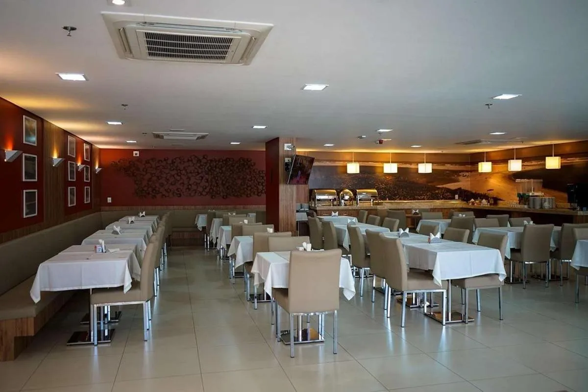 Breakfast in Linhares Design Hotel