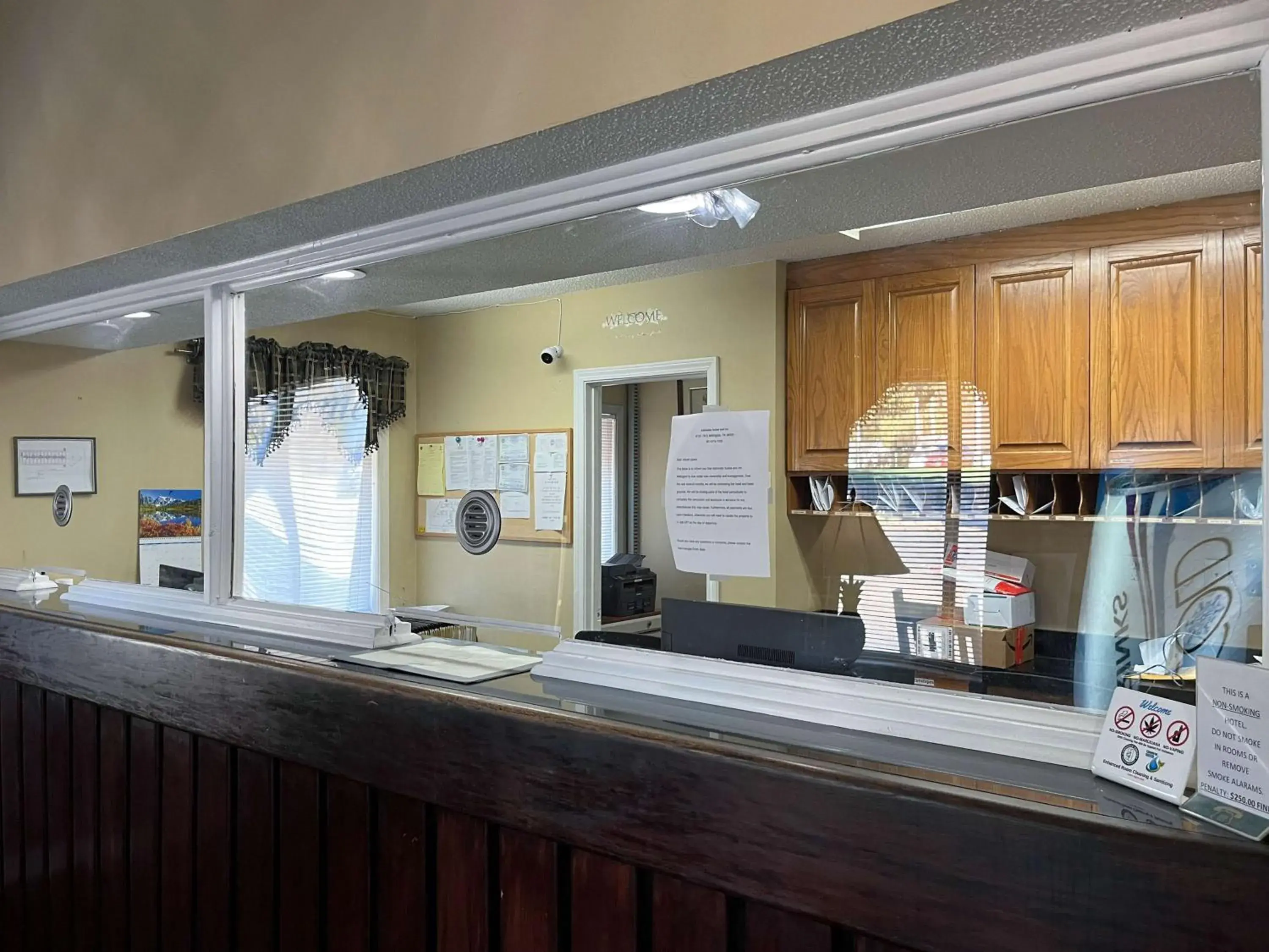 Lobby or reception in Studio 6 Millington TN Lobby or reception in Studio 6 Millington TN