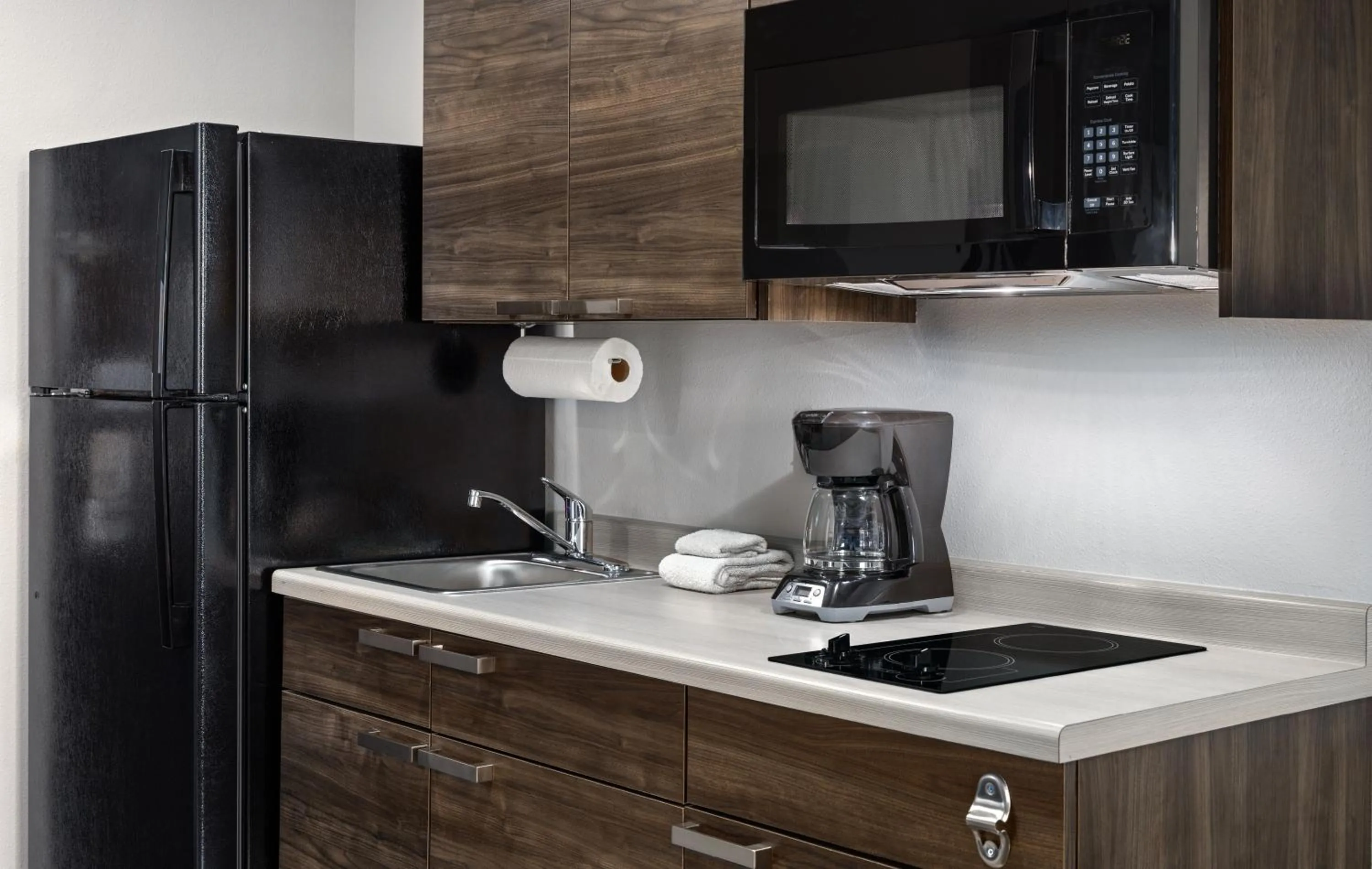 Coffee/tea facilities in My Place Hotel-Jacksonville-Camp Lejeune, NC