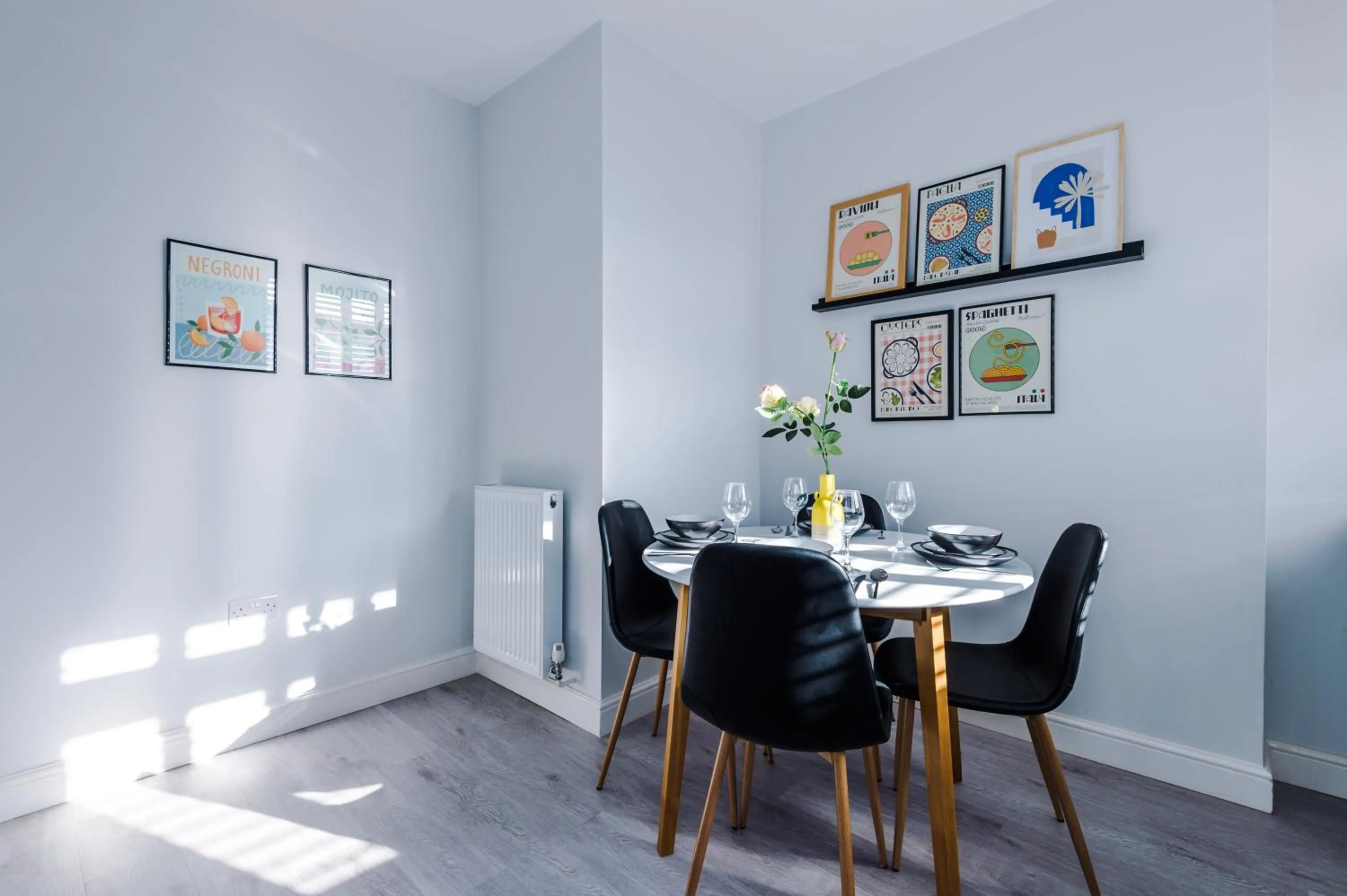 Kitchen or kitchenette in Westwood Lodge Serviced Apartment