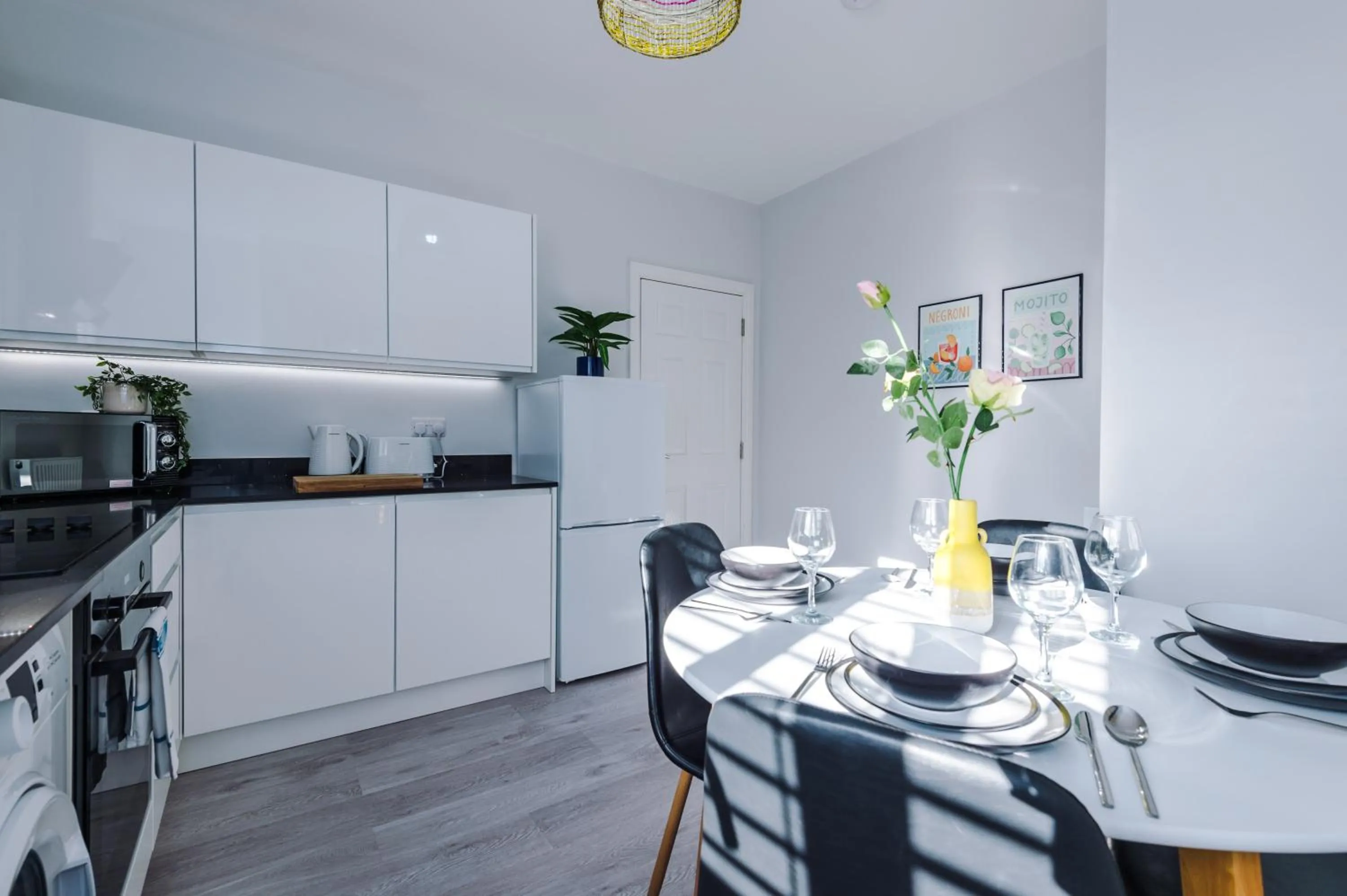 Kitchen or kitchenette in Westwood Lodge Serviced Apartment