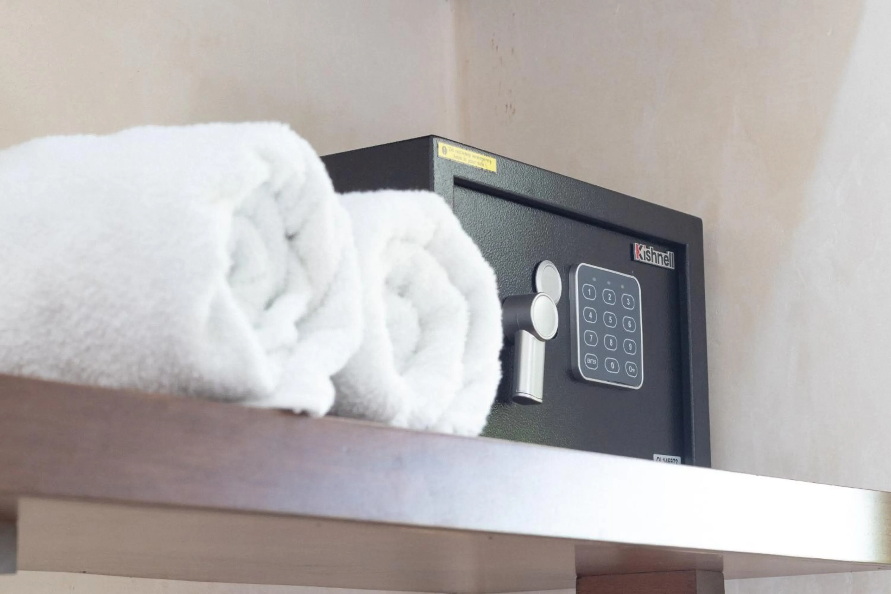 safe, Bed in Maison Bacalar