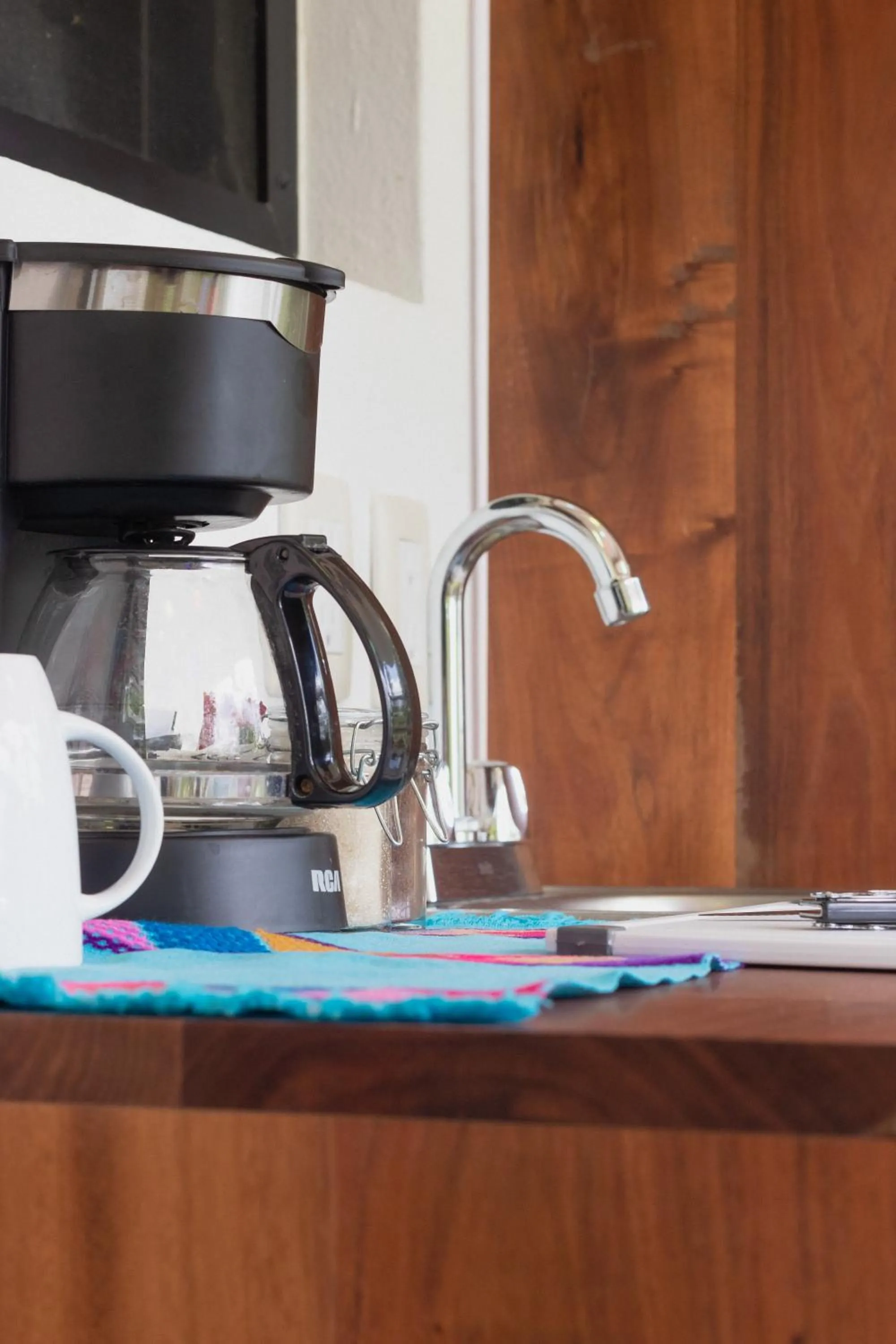 Coffee/tea facilities in Maison Bacalar